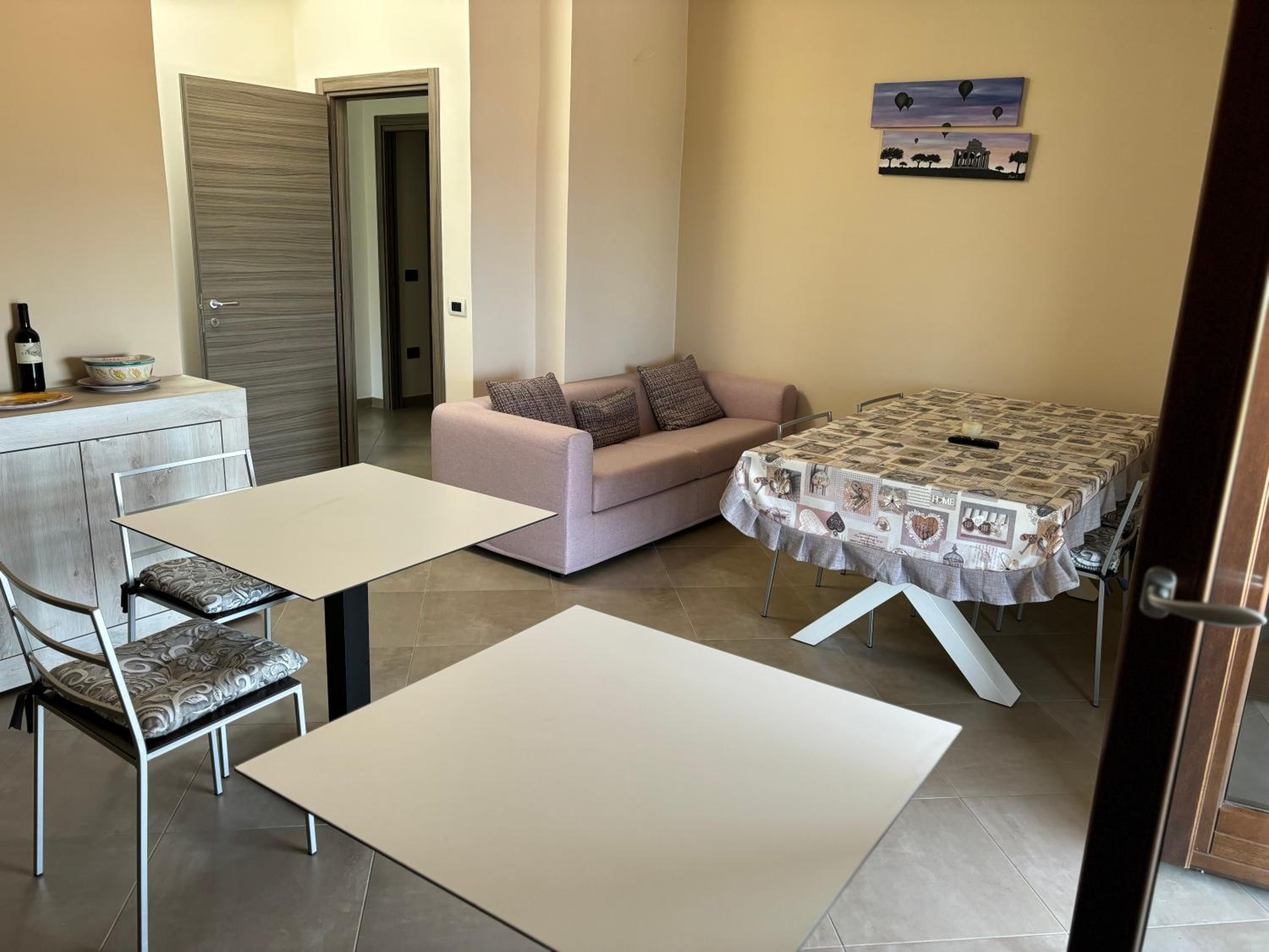 Double Room with Private Bathroom photo 2