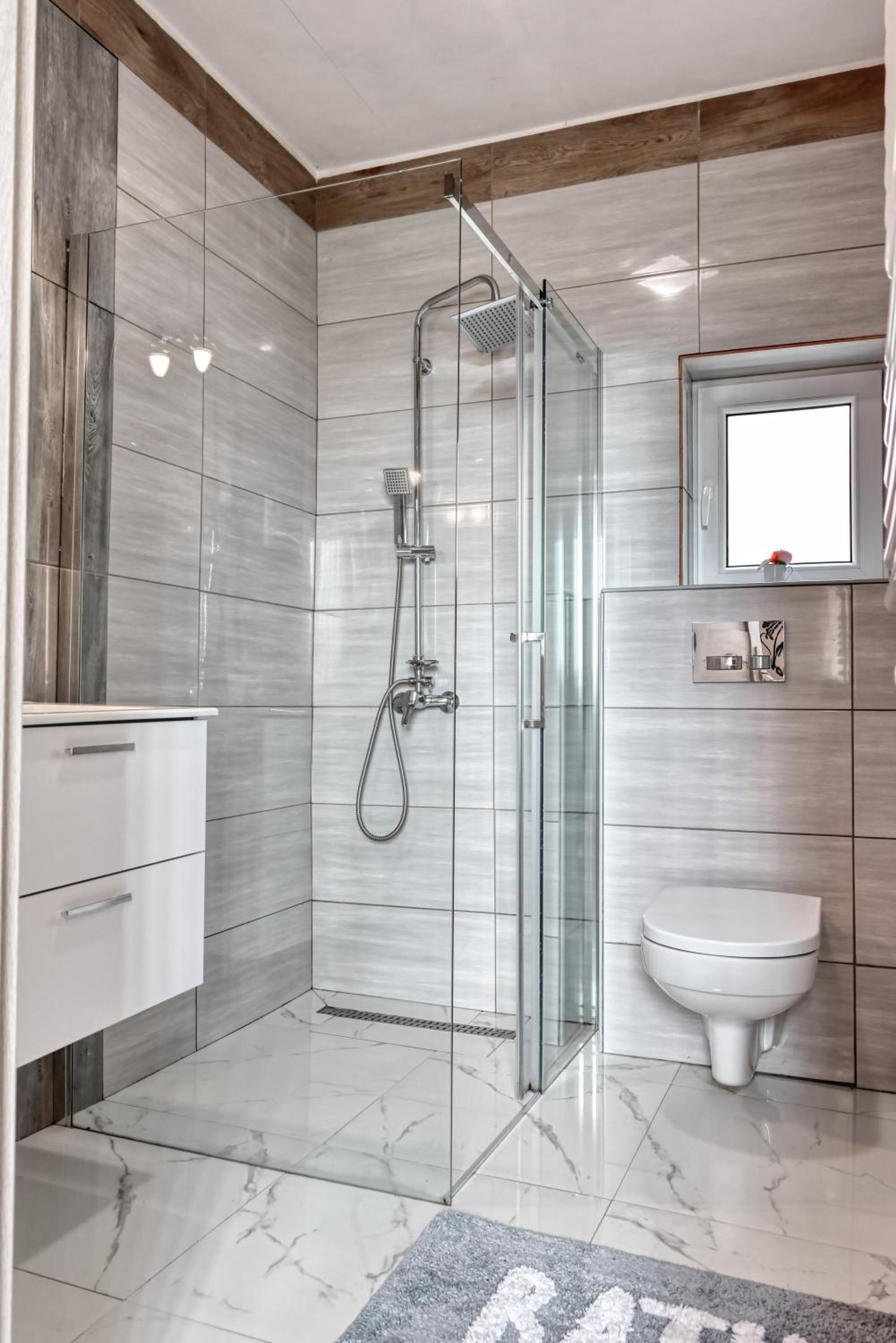 Classic Quadruple Room - Photo 6