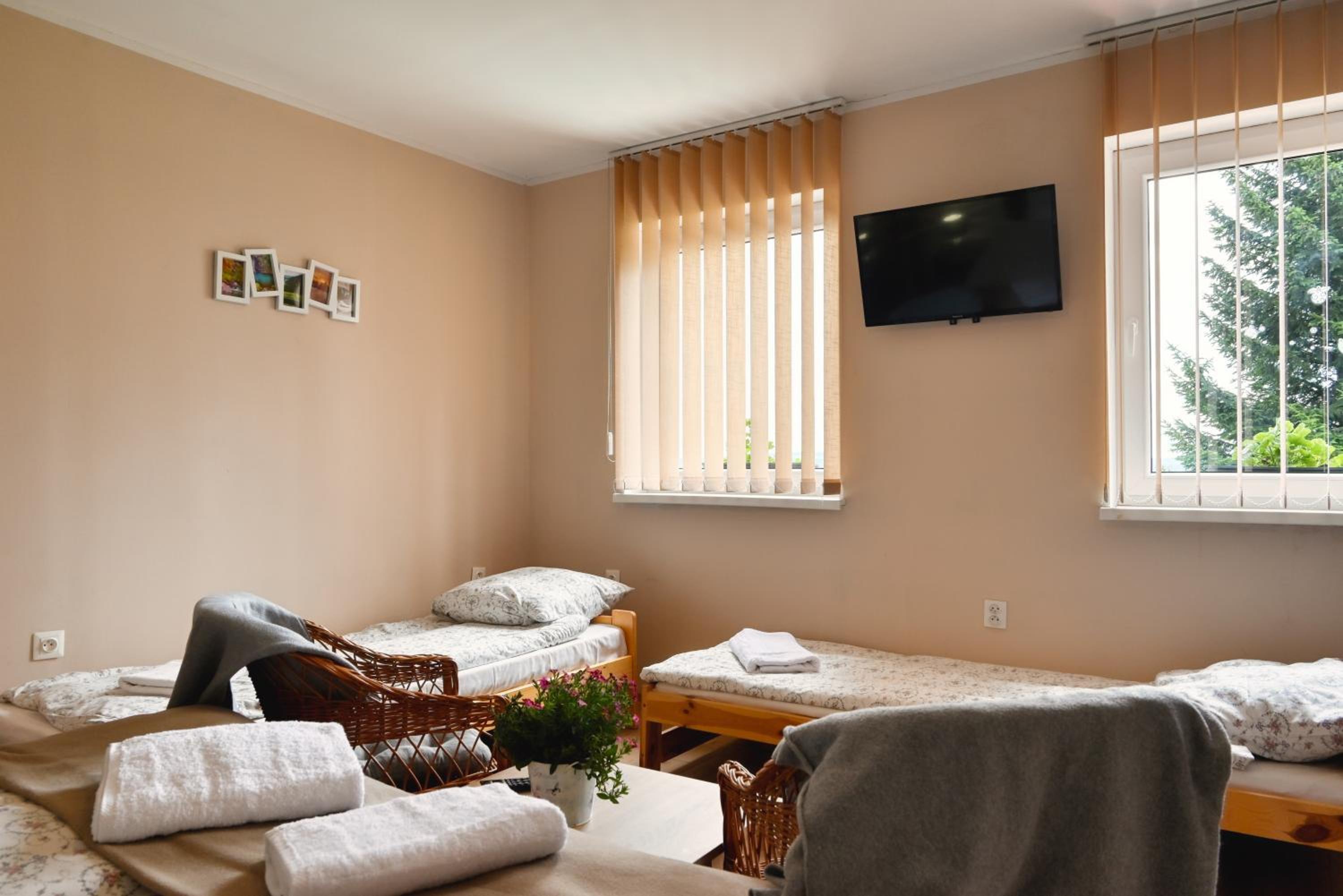 Classic Quadruple Room - Photo 2