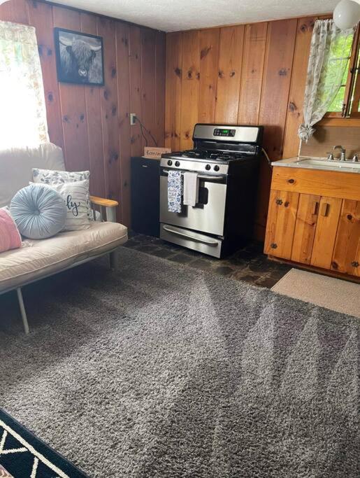 One-Bedroom House photo 3