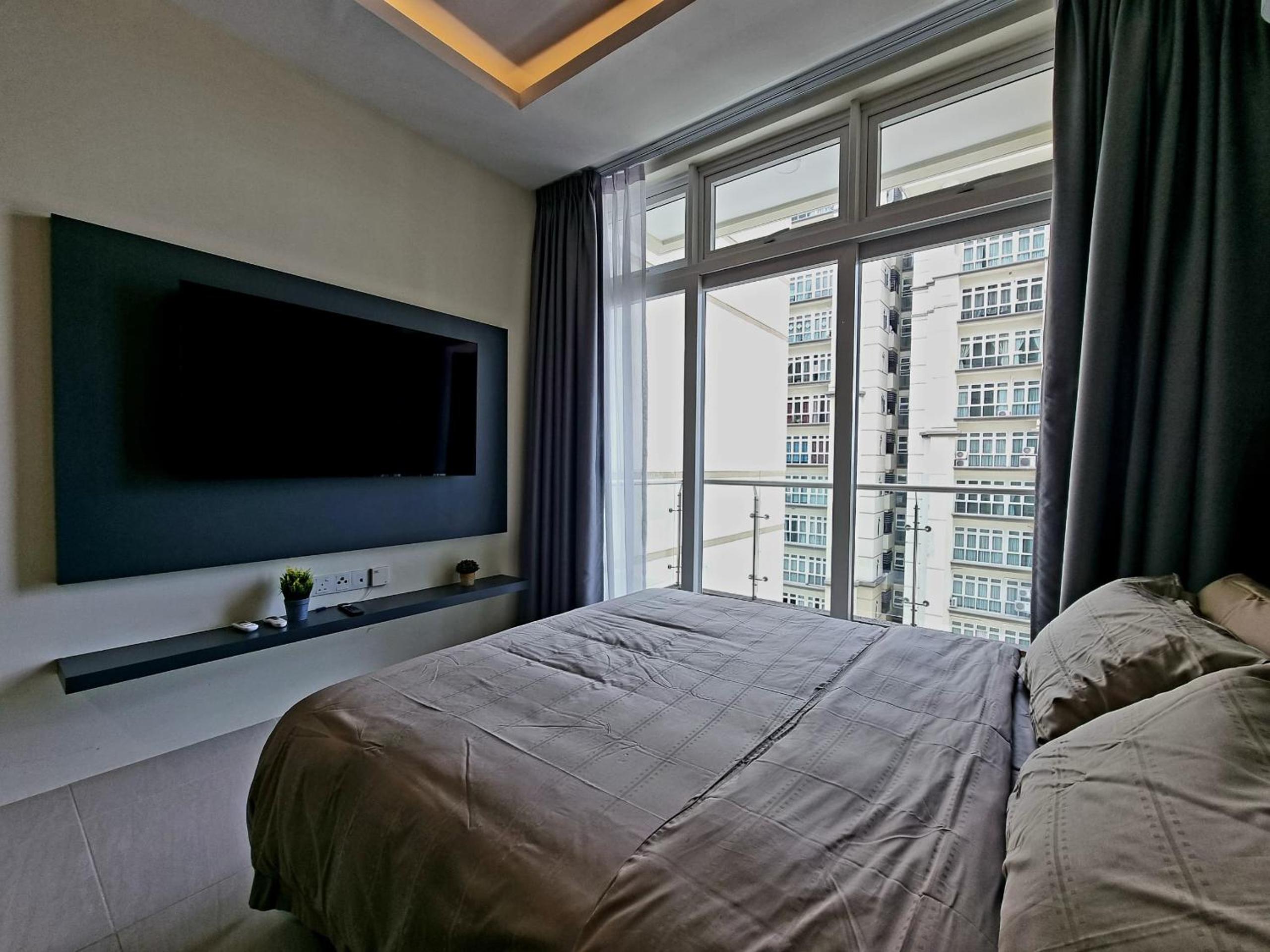 Apartment with View and Balcony photo 3