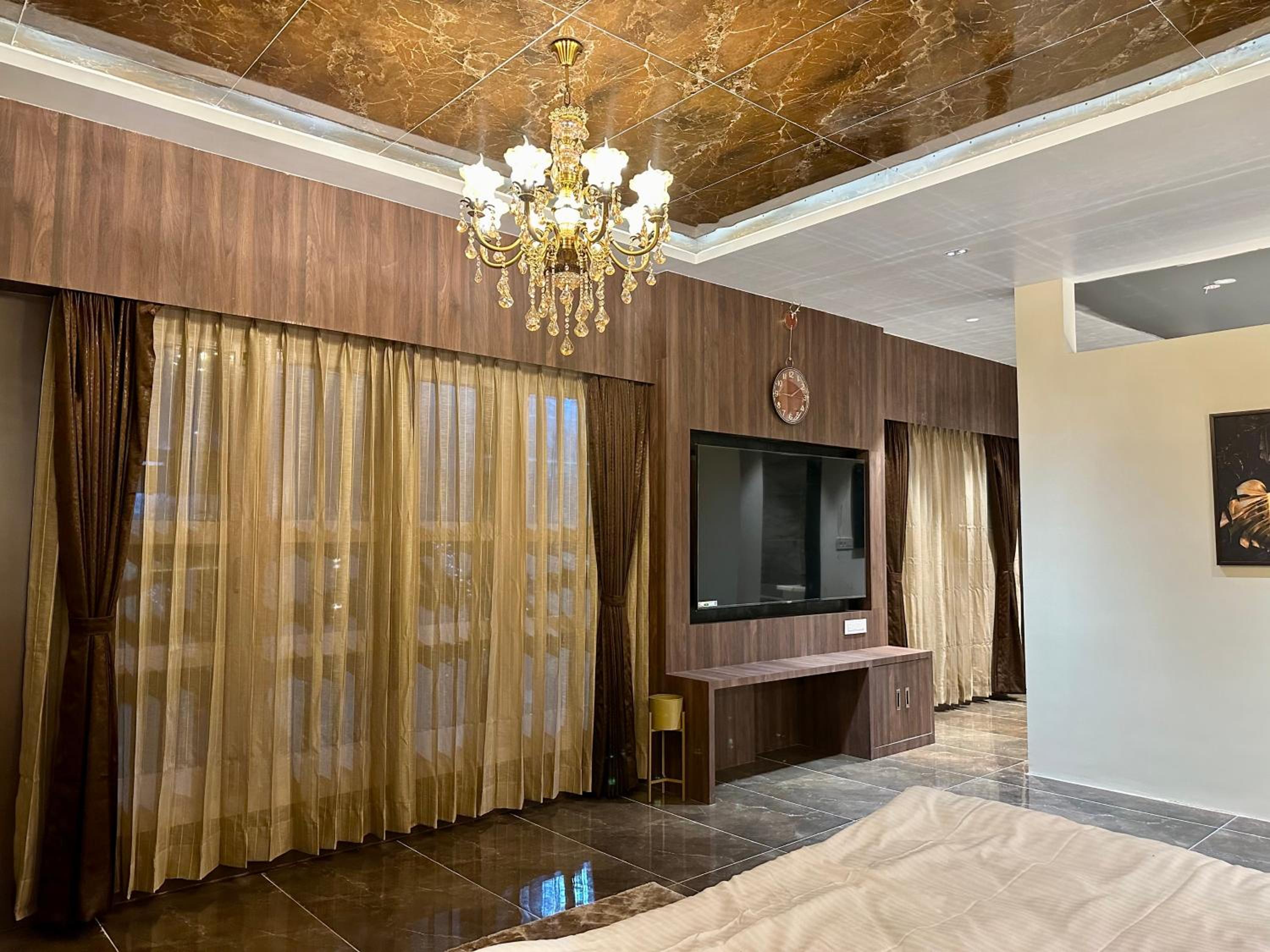 Presidential Suite photo 1
