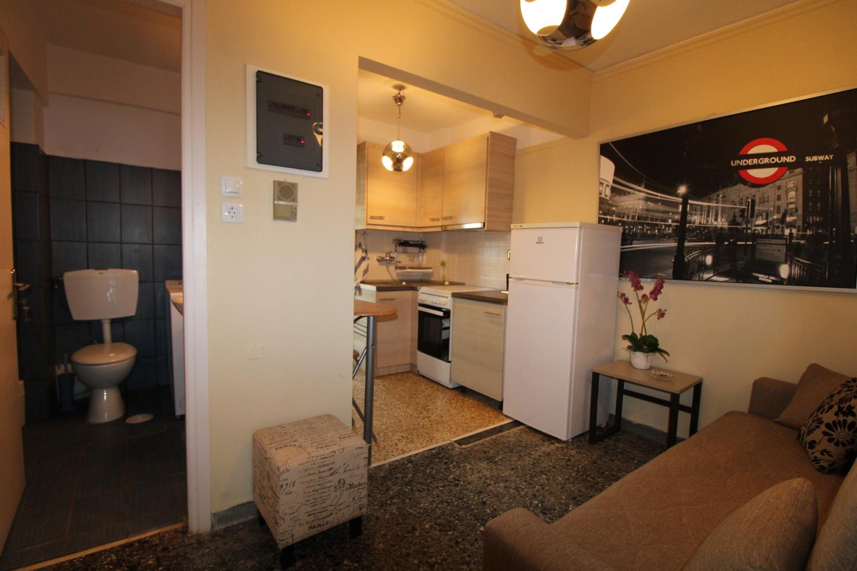 One-Bedroom Apartment with Sea View and Balcony photo 3