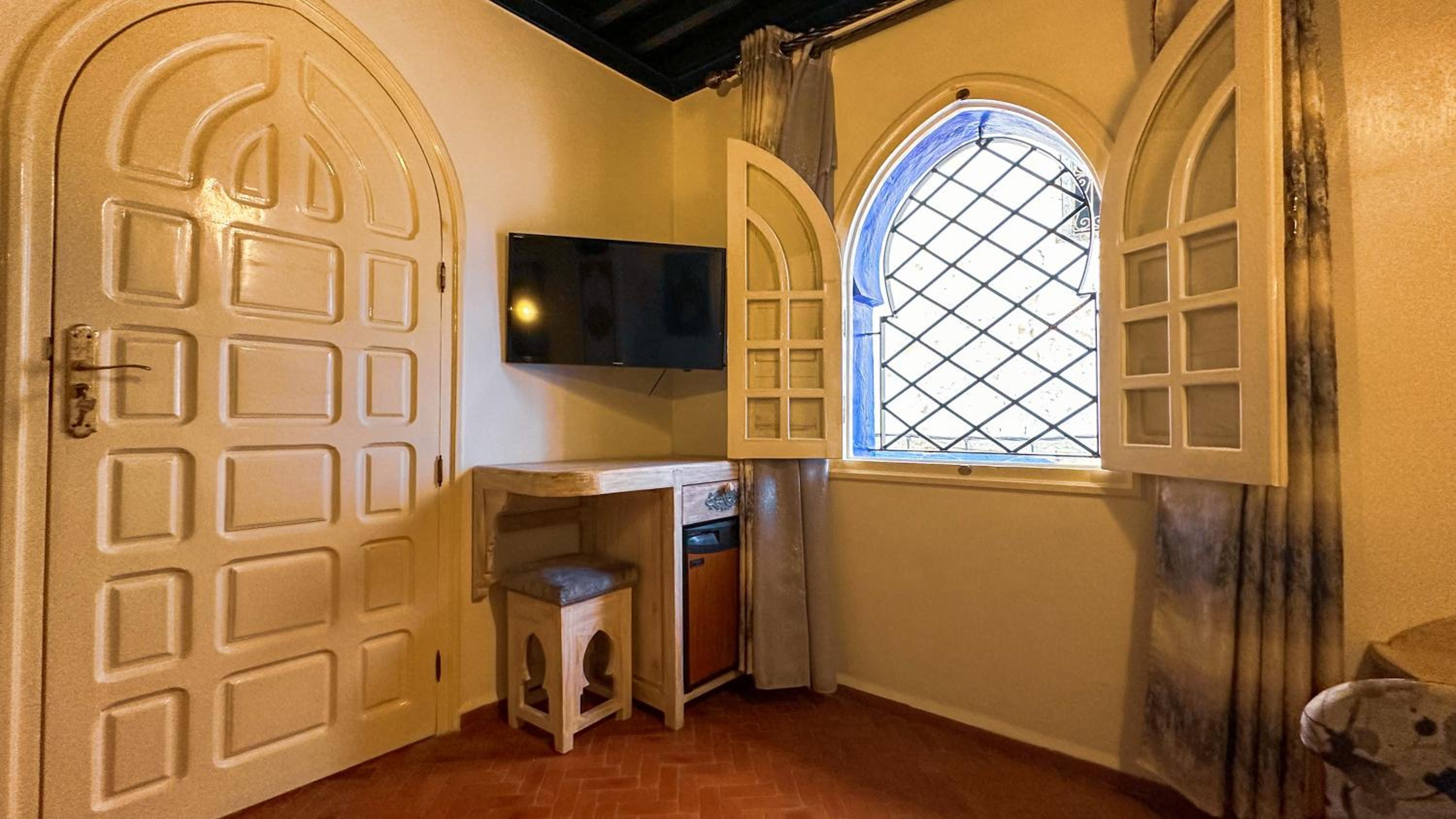 Double Room with Private Bathroom photo 1