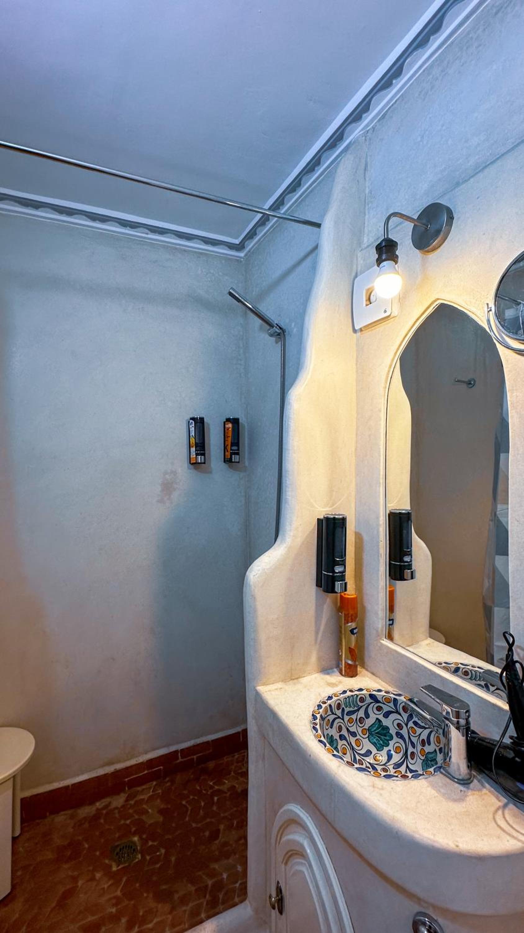 Double Room with Private Bathroom photo 2