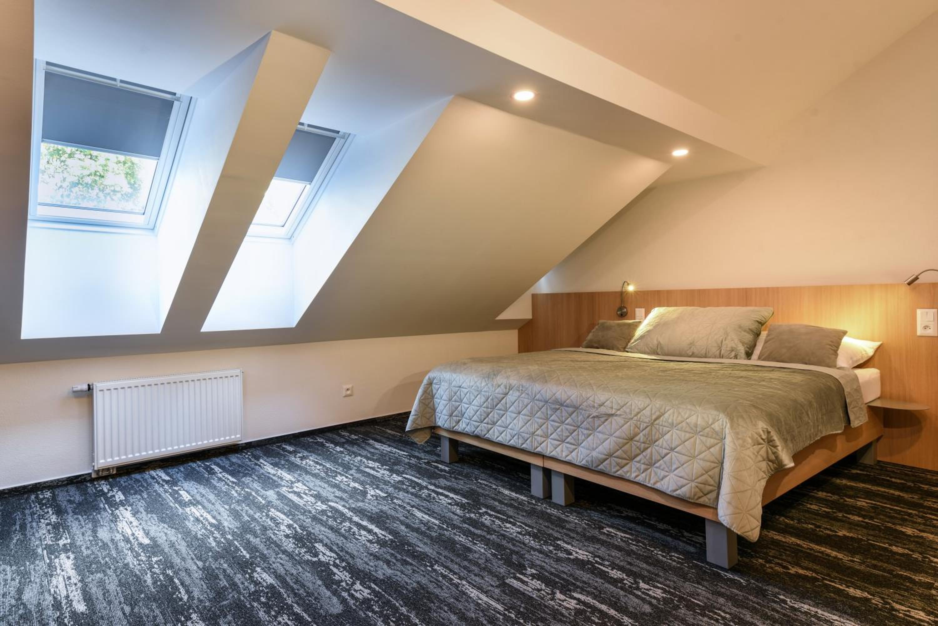 Deluxe Triple Room photo 3