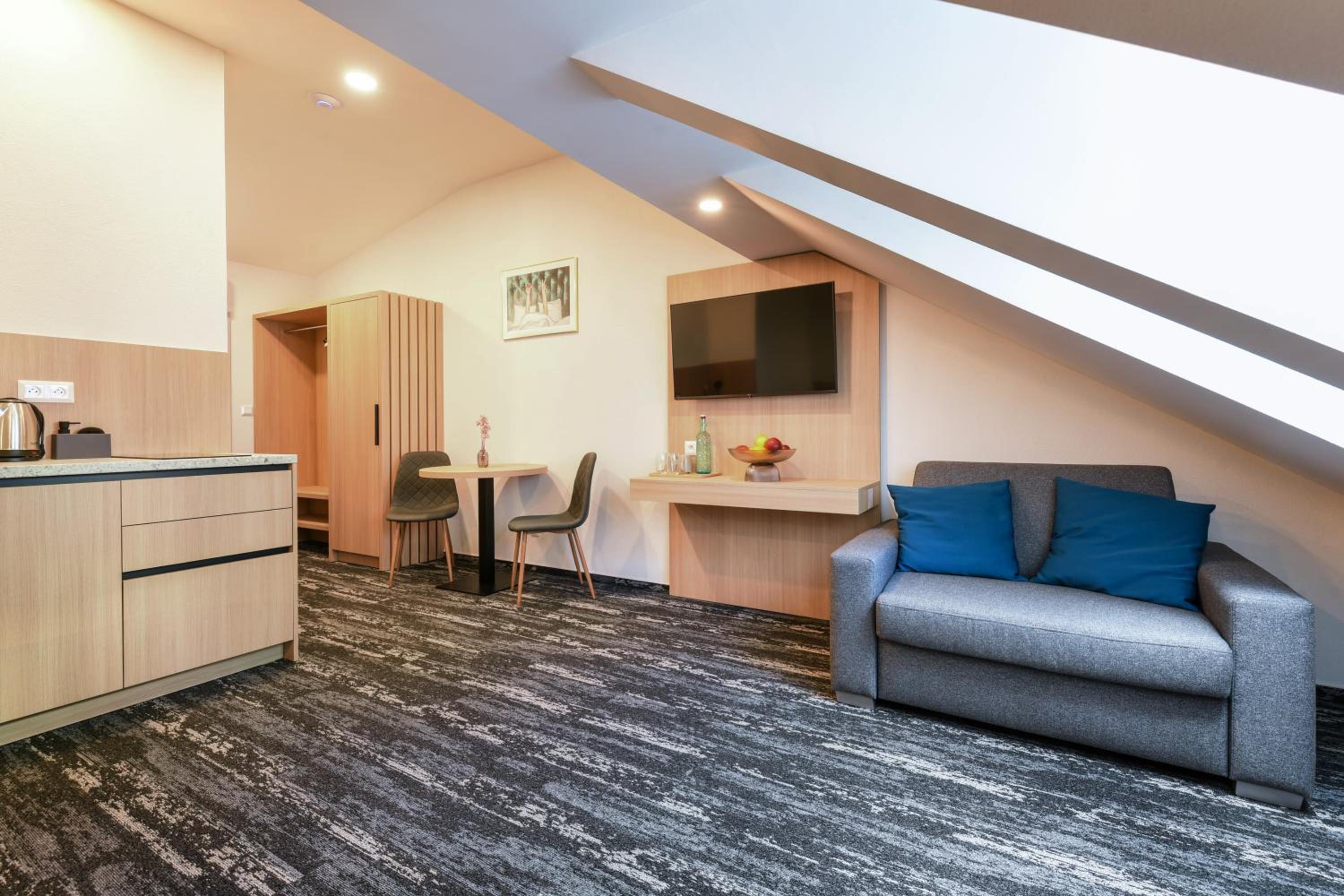 Deluxe Triple Room photo 2