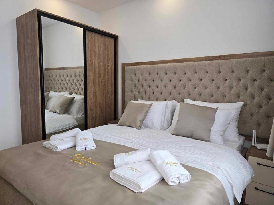 Deluxe Double or Twin Room with Garden View photo 2