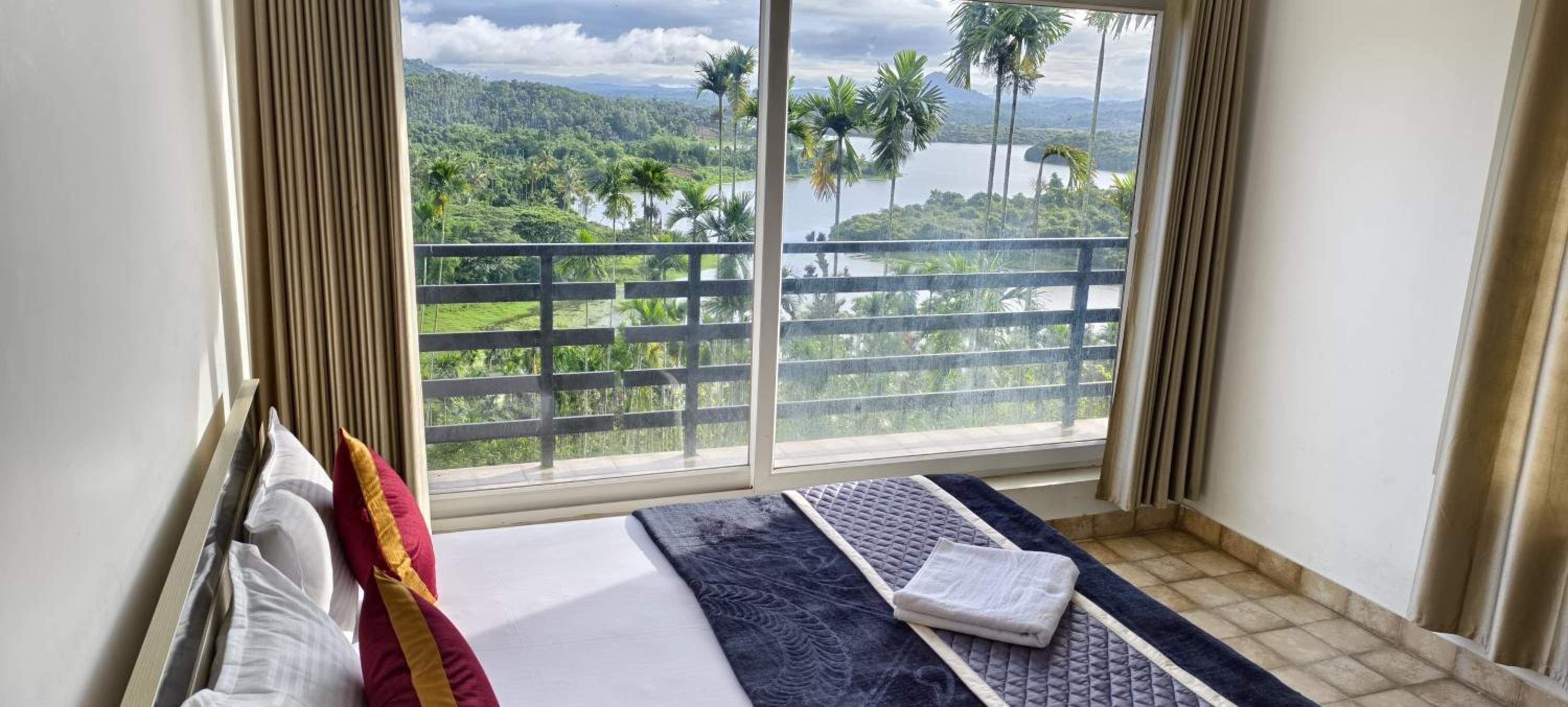 Double Room With Balcony