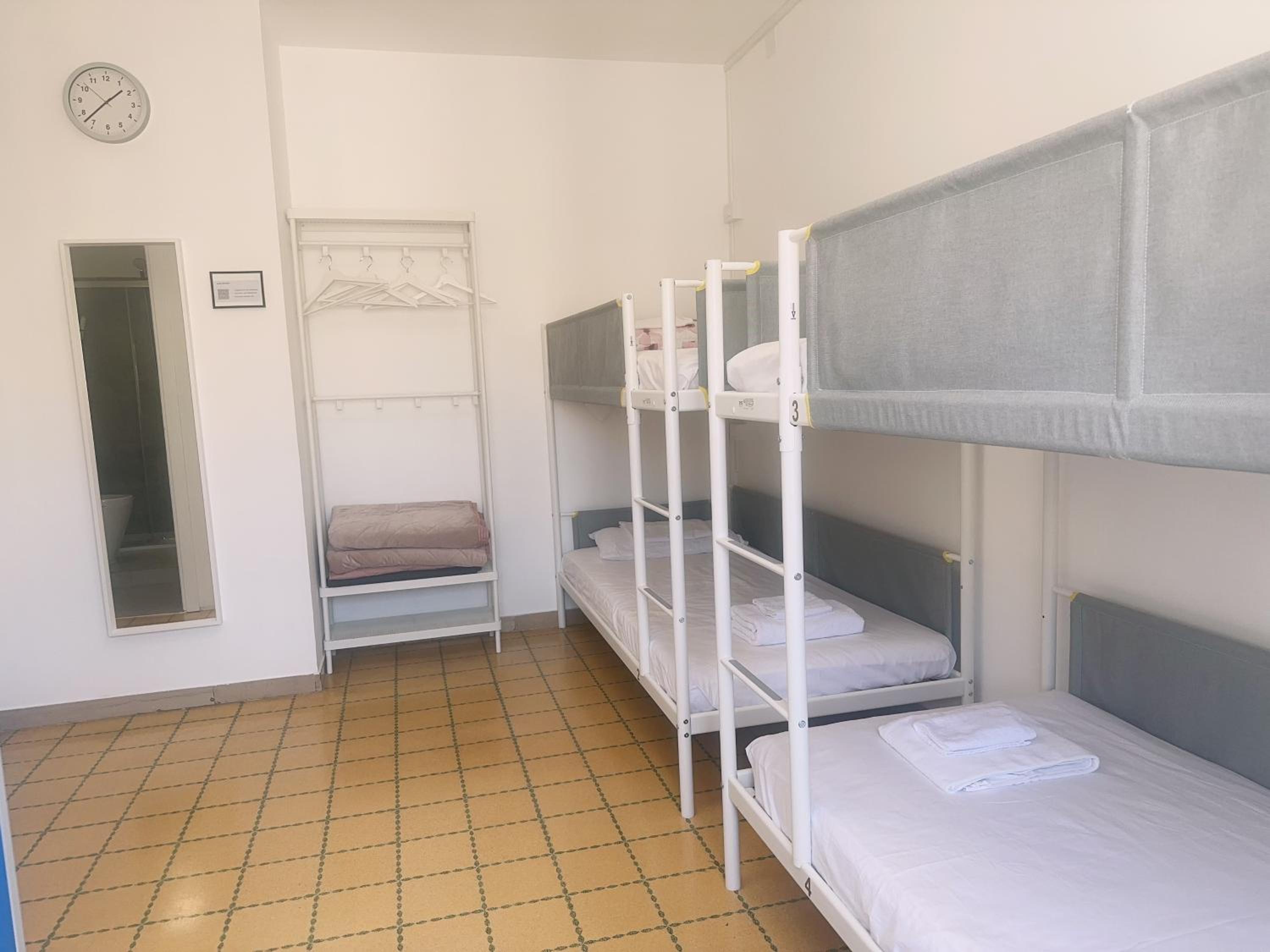 Bed in 4-Bed Female Dormitory Room photo 1