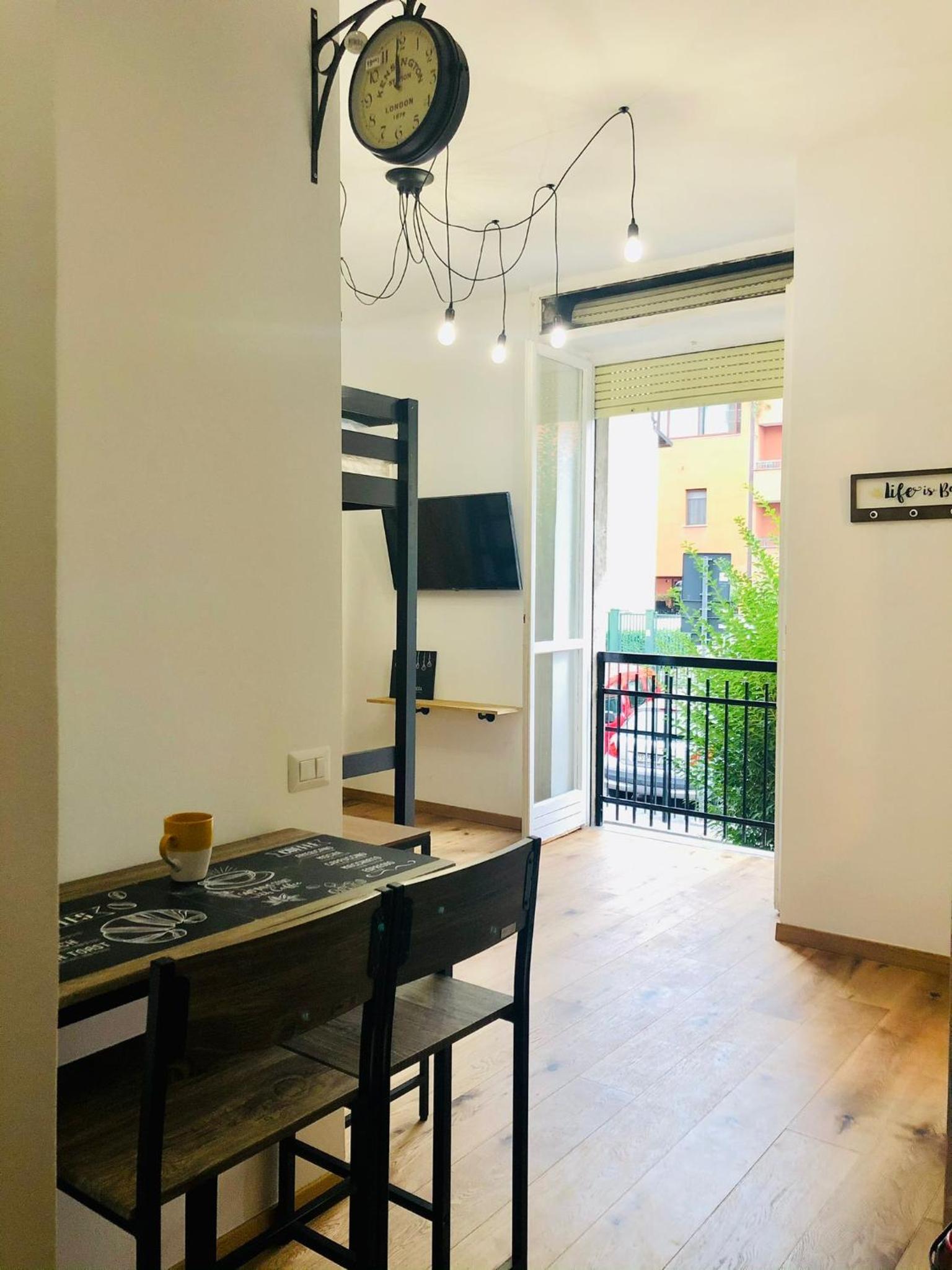 One-Bedroom Apartment