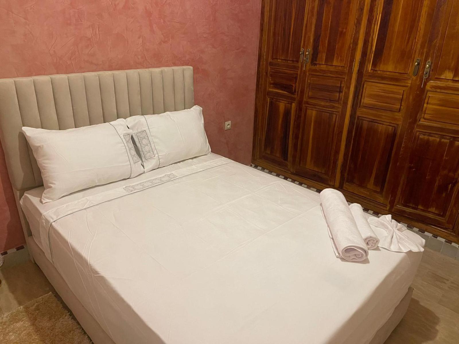 Villa photo 2