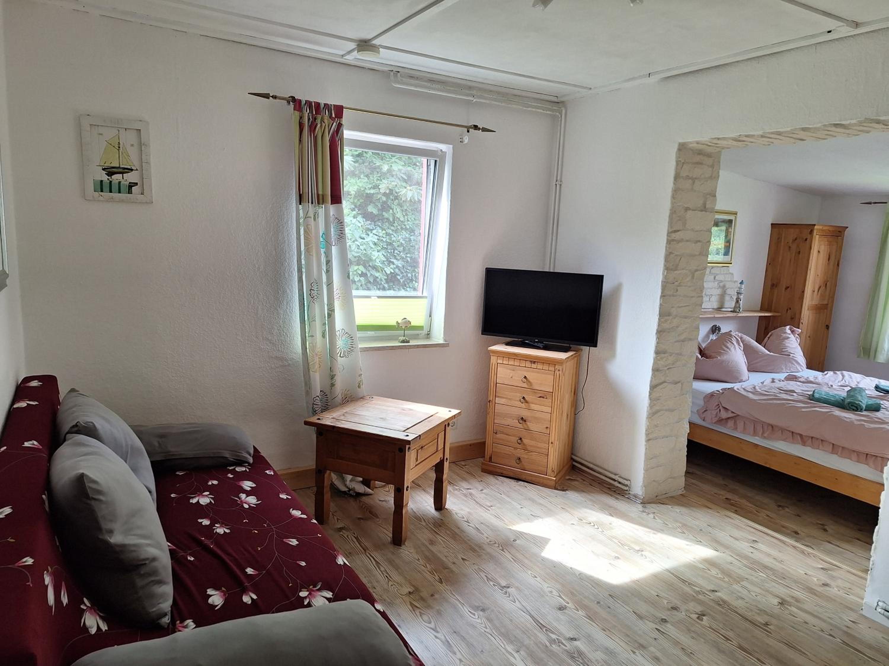 Deluxe Room (2 Adults + 1 Child) photo 2