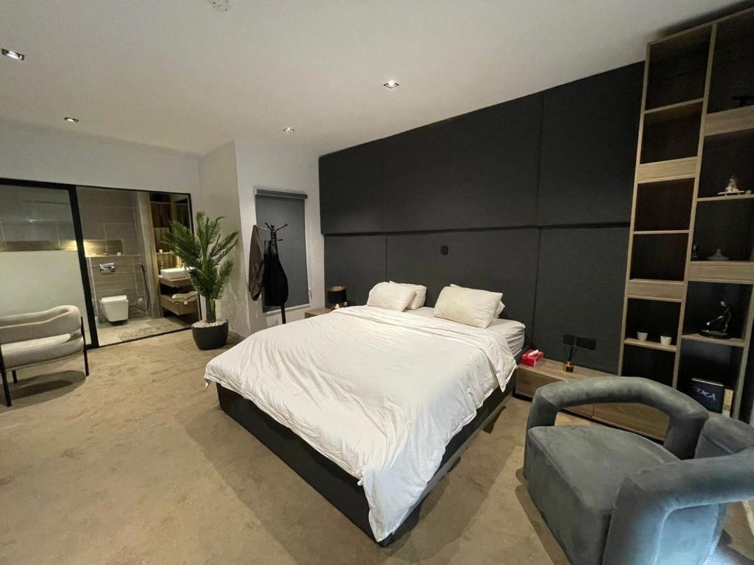 Three-Bedroom Loft Apartment photo 1