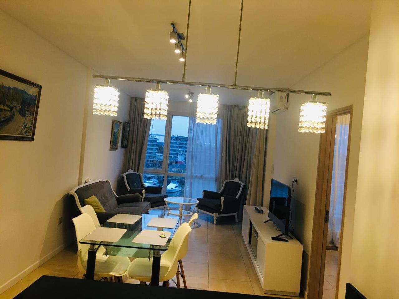 Deluxe One-Bedroom Apartment With Ocean View photo 1
