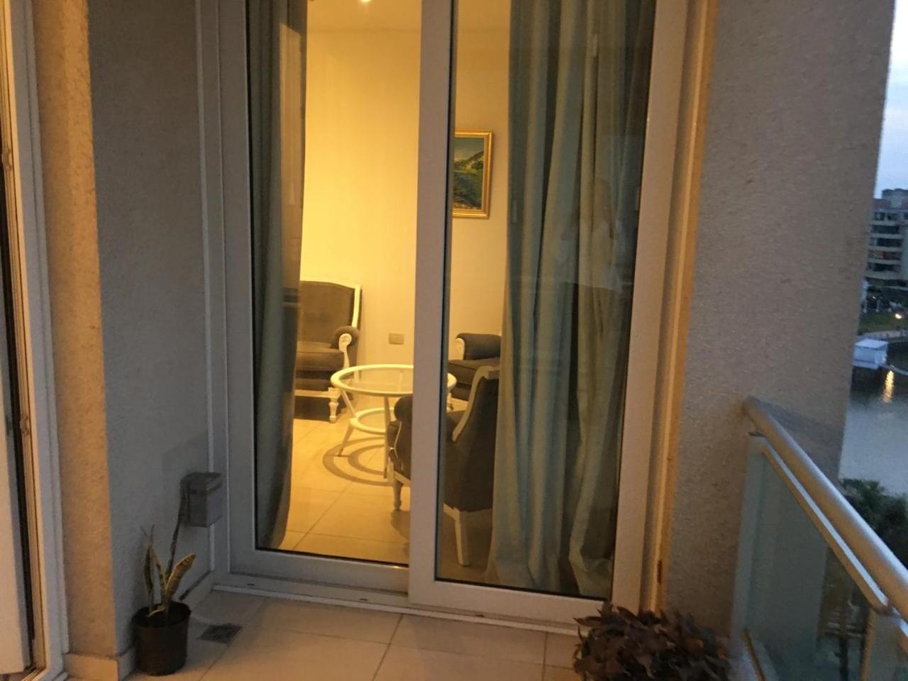 Deluxe One-Bedroom Apartment With Ocean View photo 3