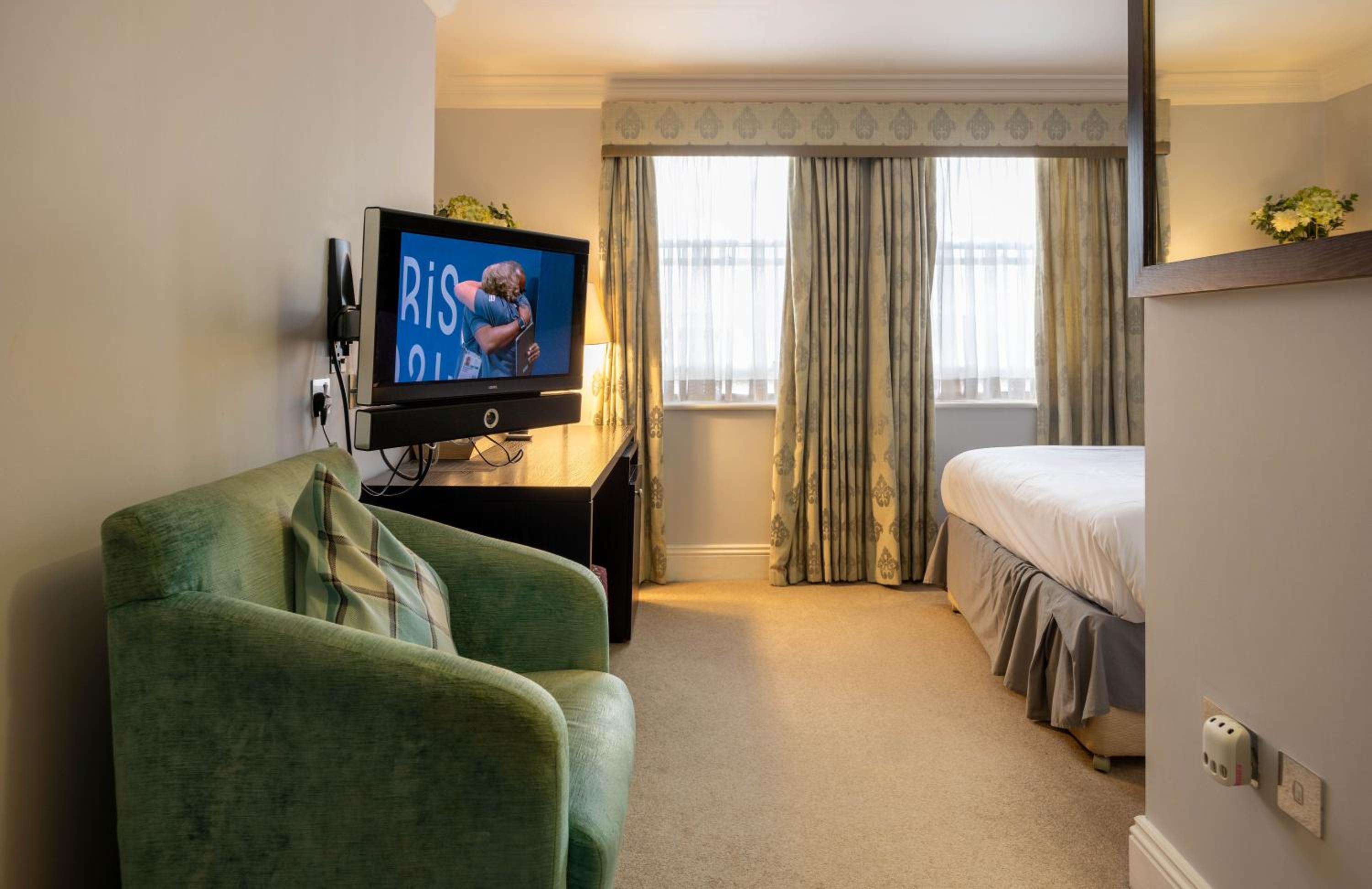 Double Room - Photo 6