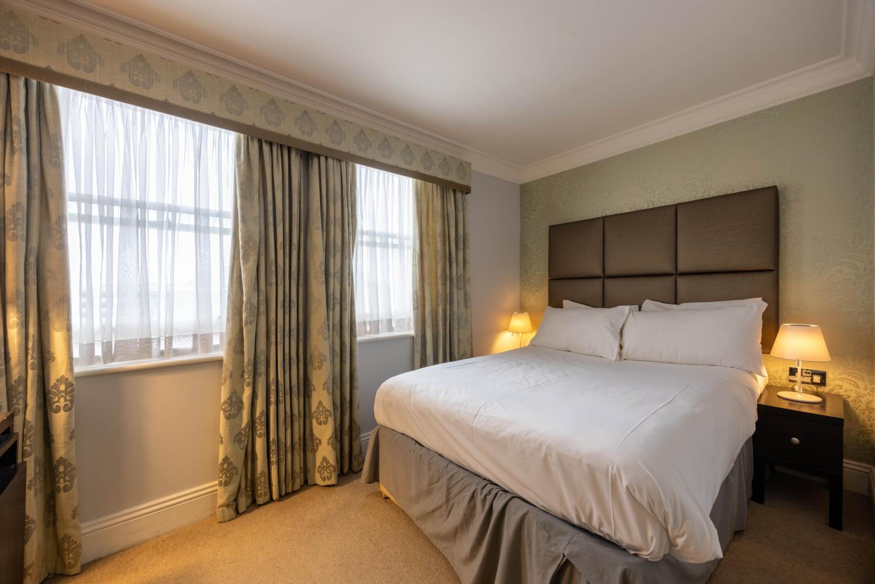 Double Room - Photo 7