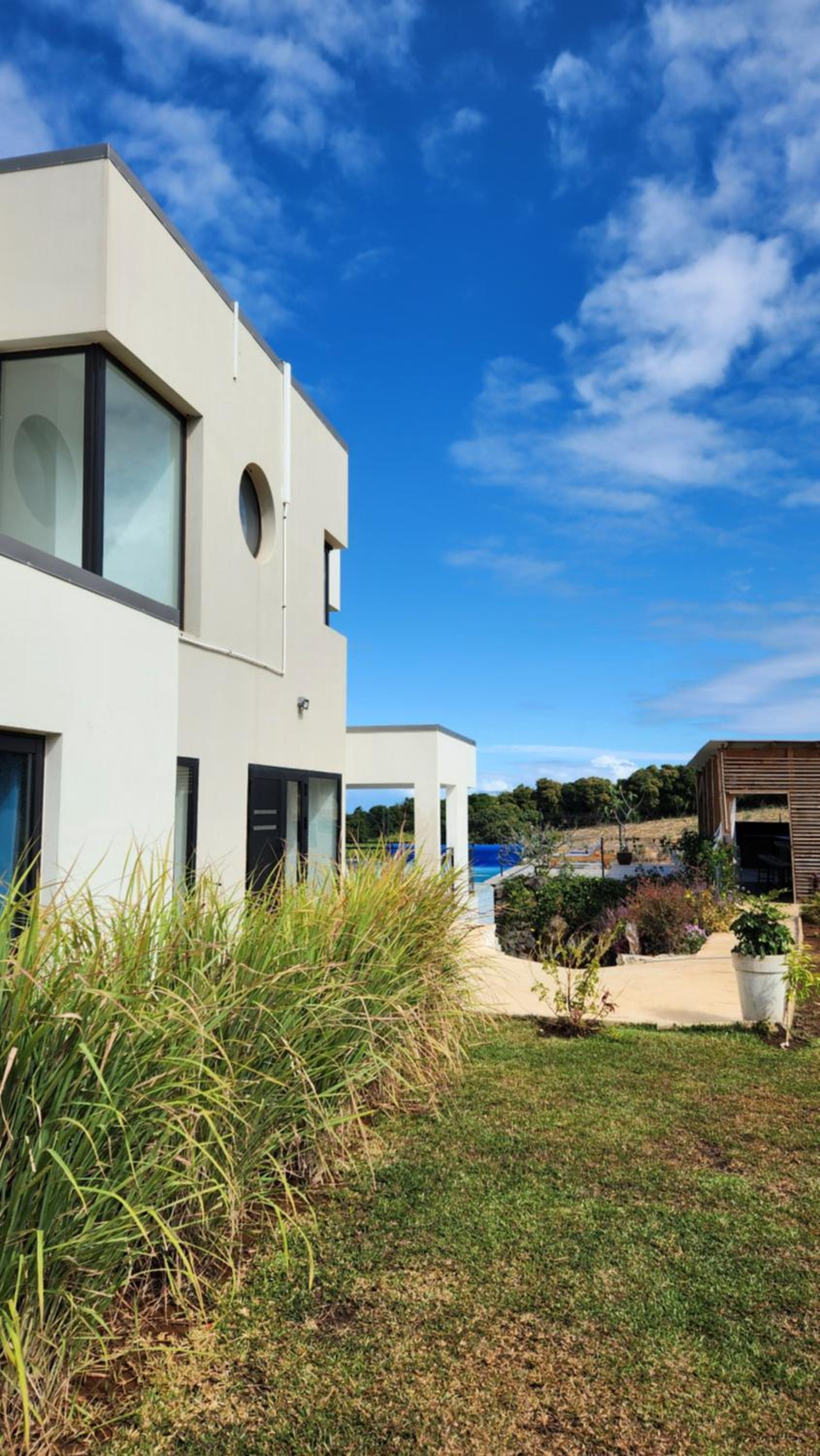 Villa photo 2
