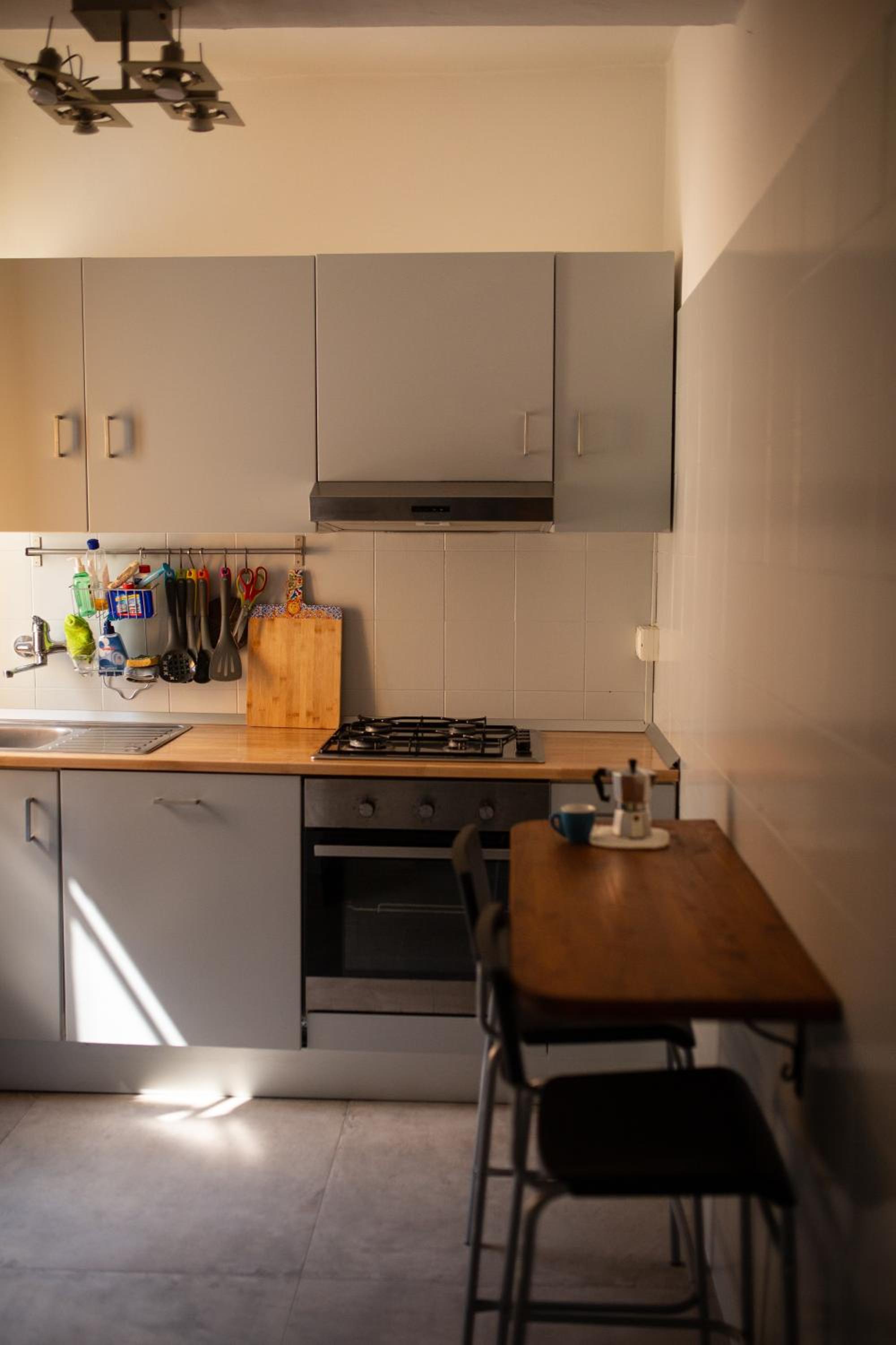 One-Bedroom Apartment photo 2