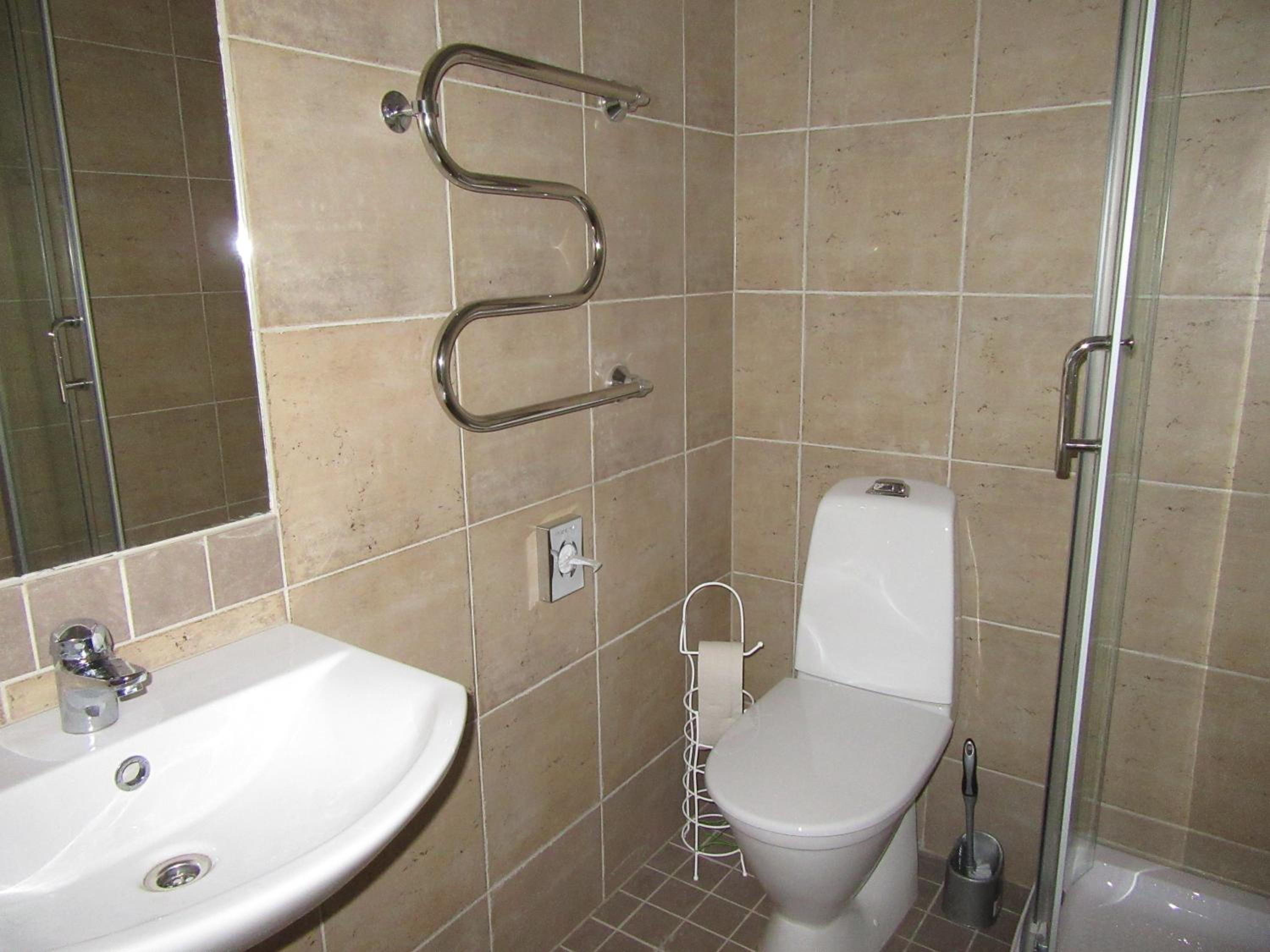 Quadruple Room with Private Bathroom photo 3