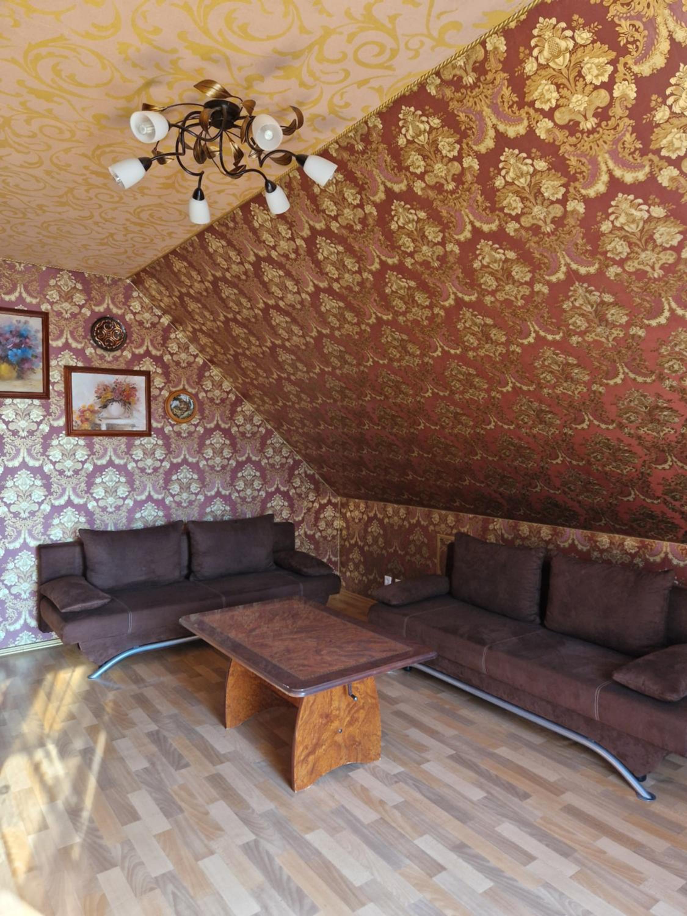 One-Bedroom Apartment - Photo 7