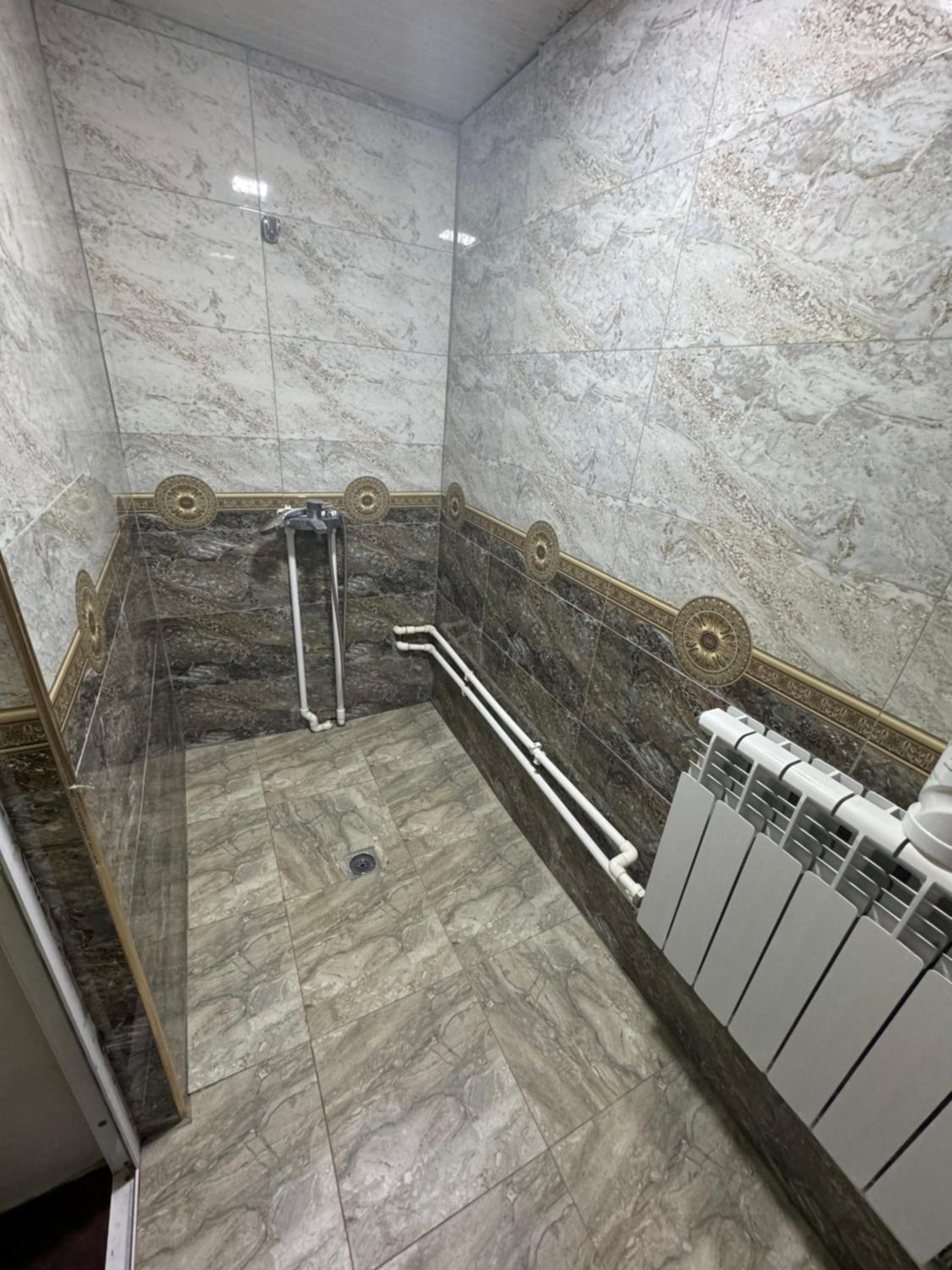 Standard Twin Room with Shared Bathroom photo 2