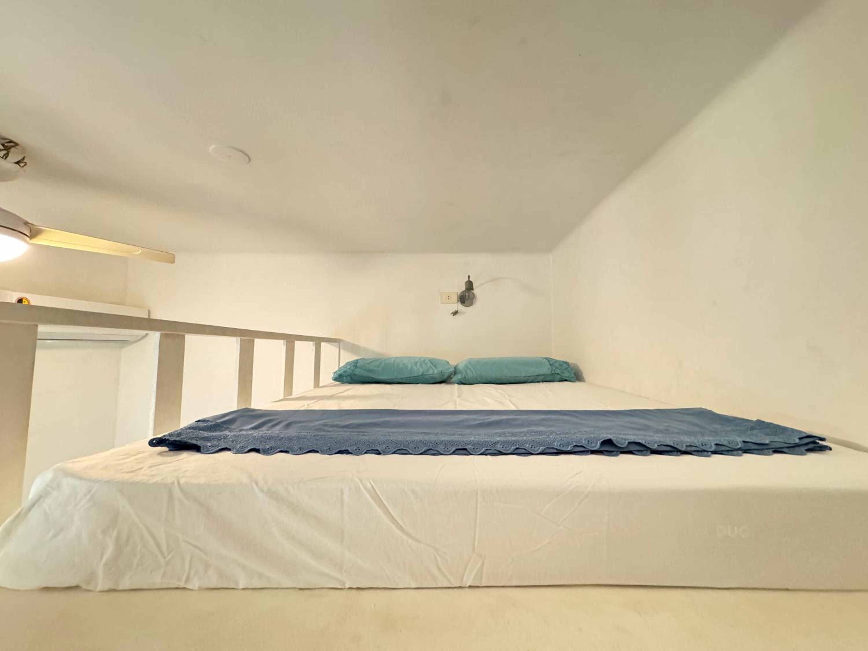 Studio Apartment - Photo 20