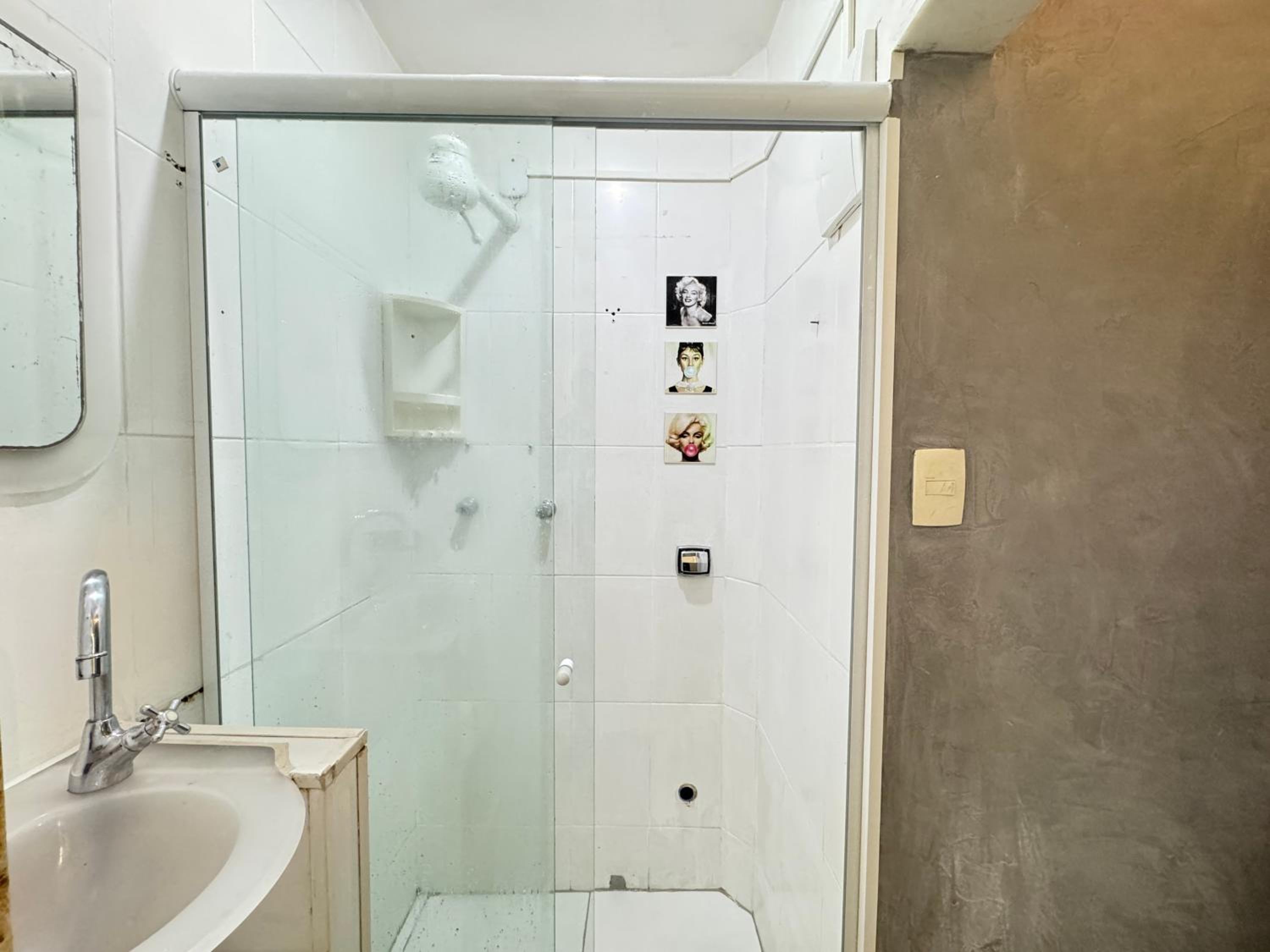 Studio Apartment - Photo 37