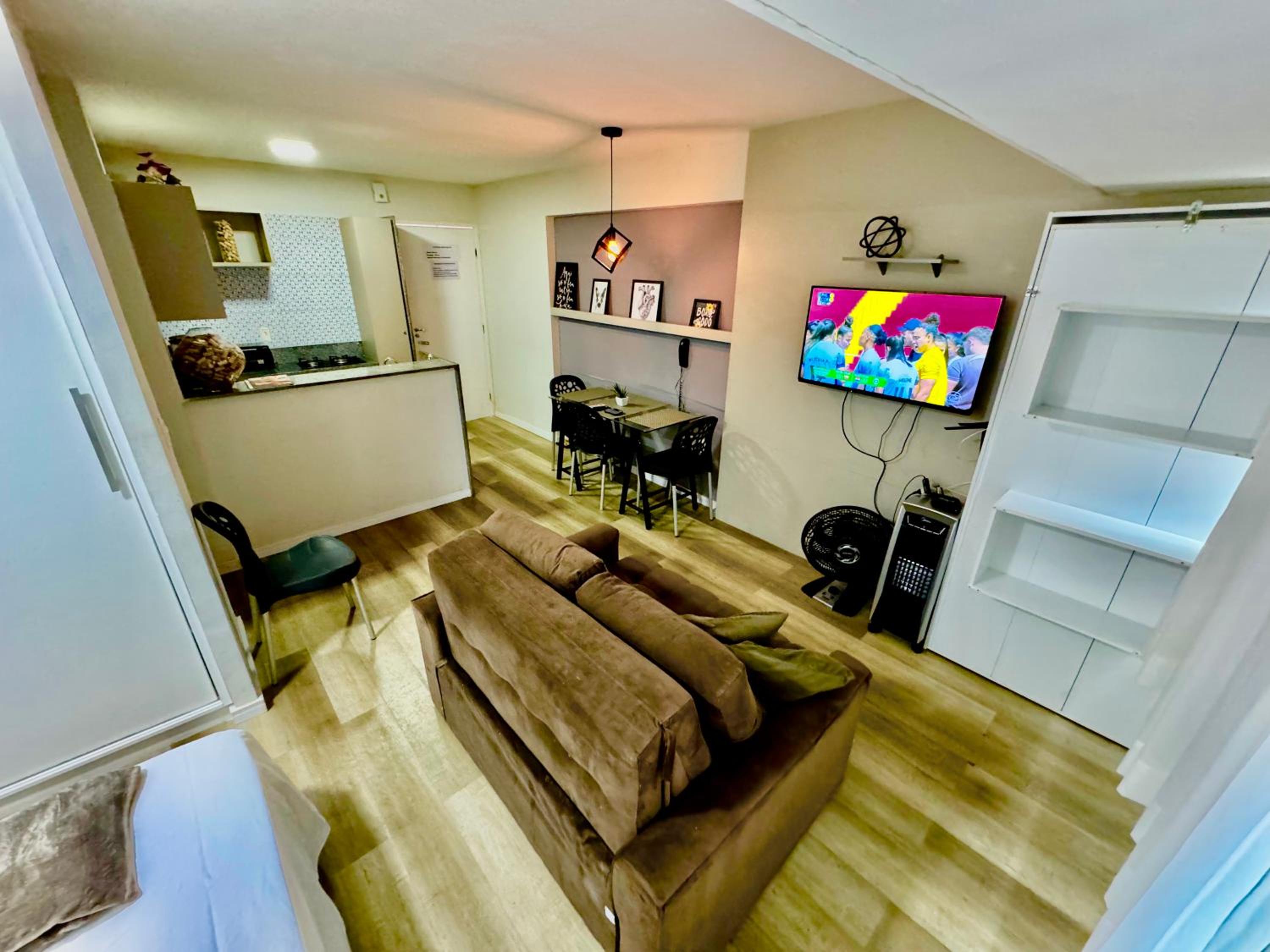 Studio Apartment - Photo 29
