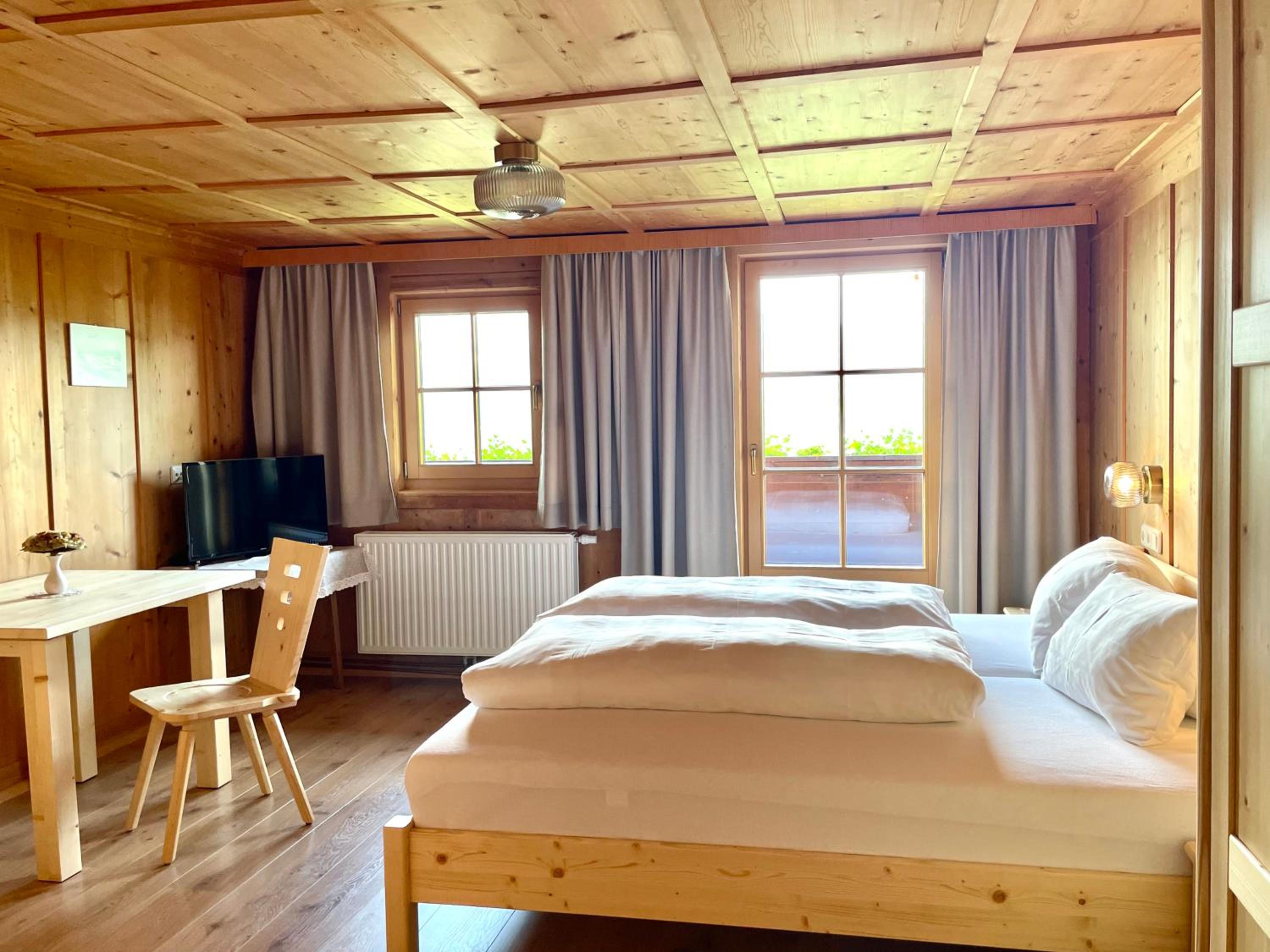 Double Room with Balcony photo 3