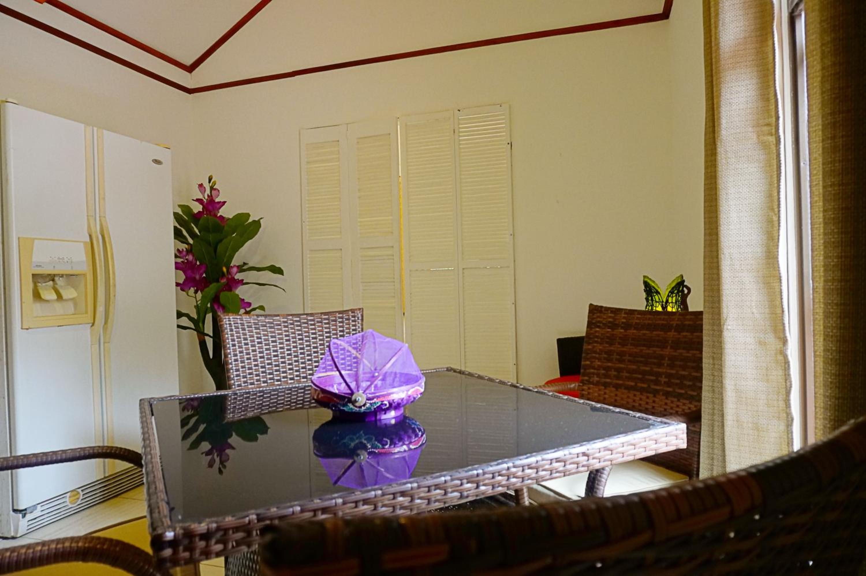 Villa photo 2