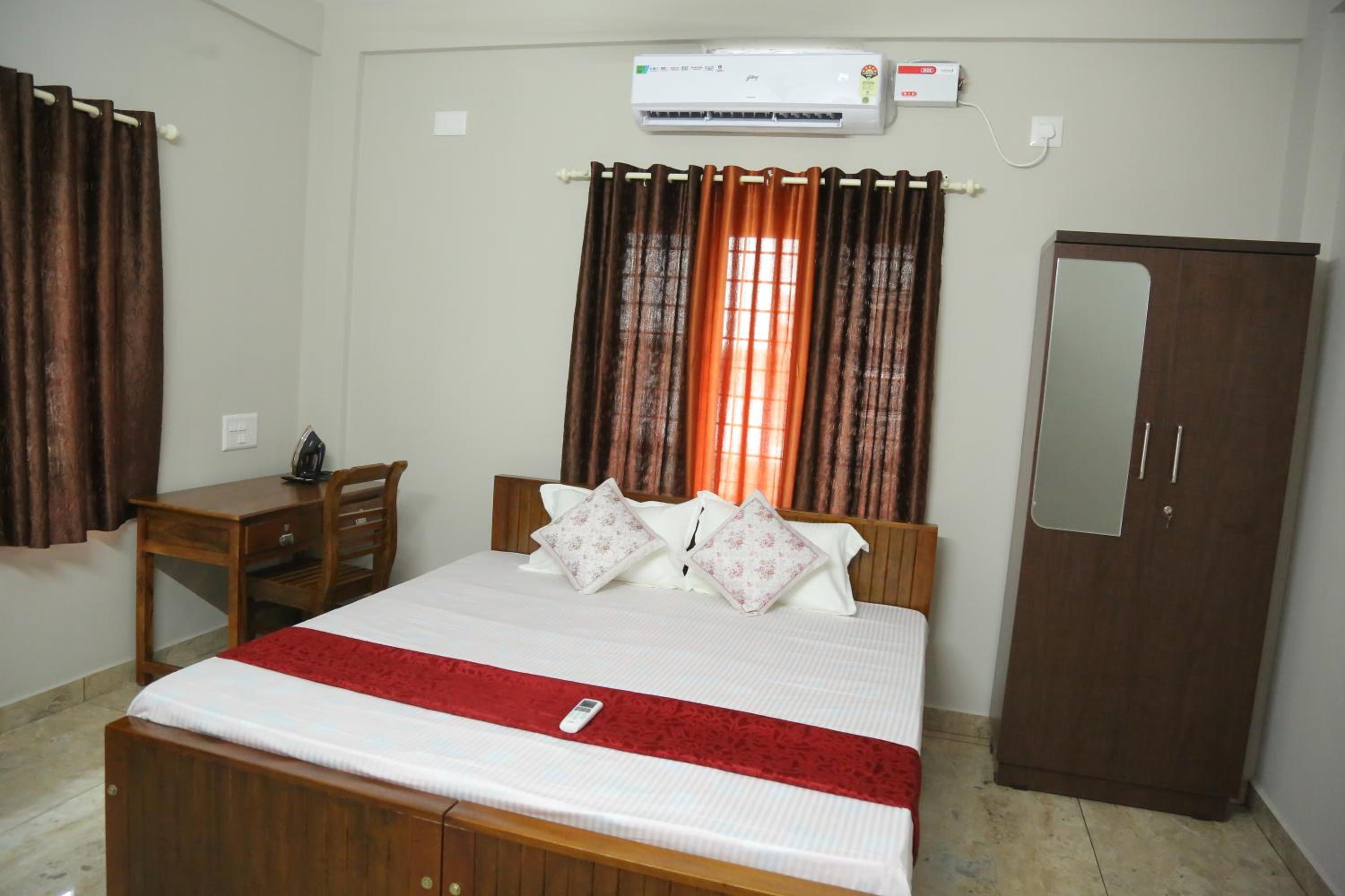Apartment - Ground Floor photo 1