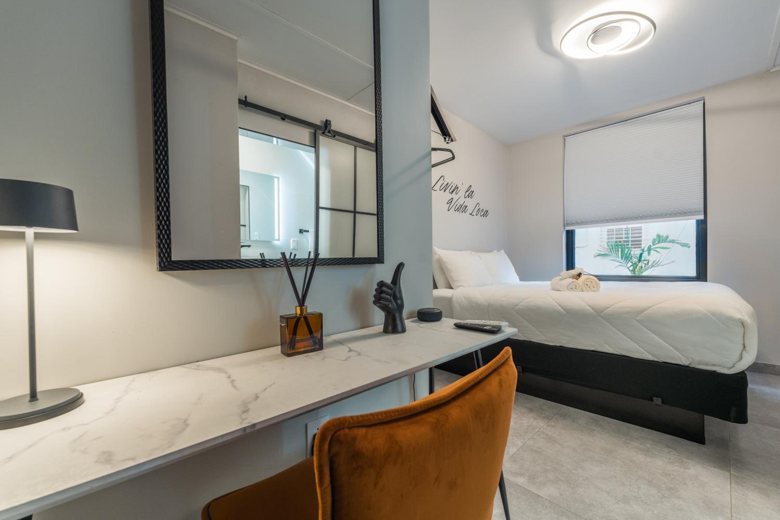One-Bedroom Suite