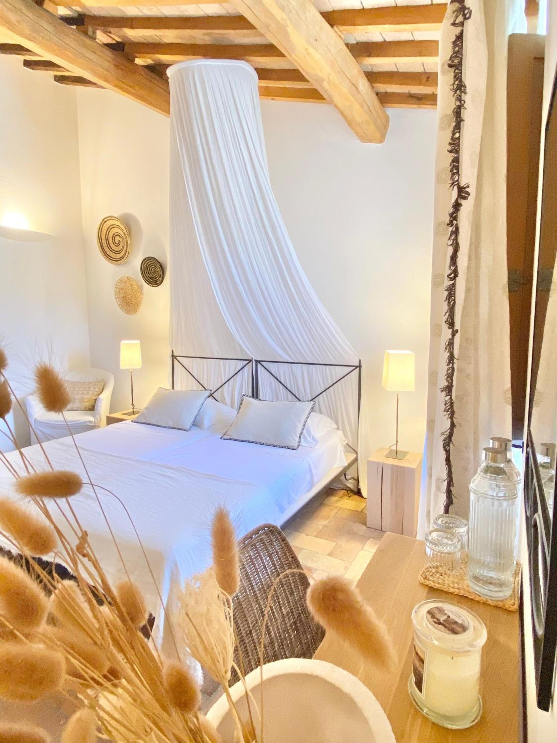 Double Room with Private Bathroom photo 3