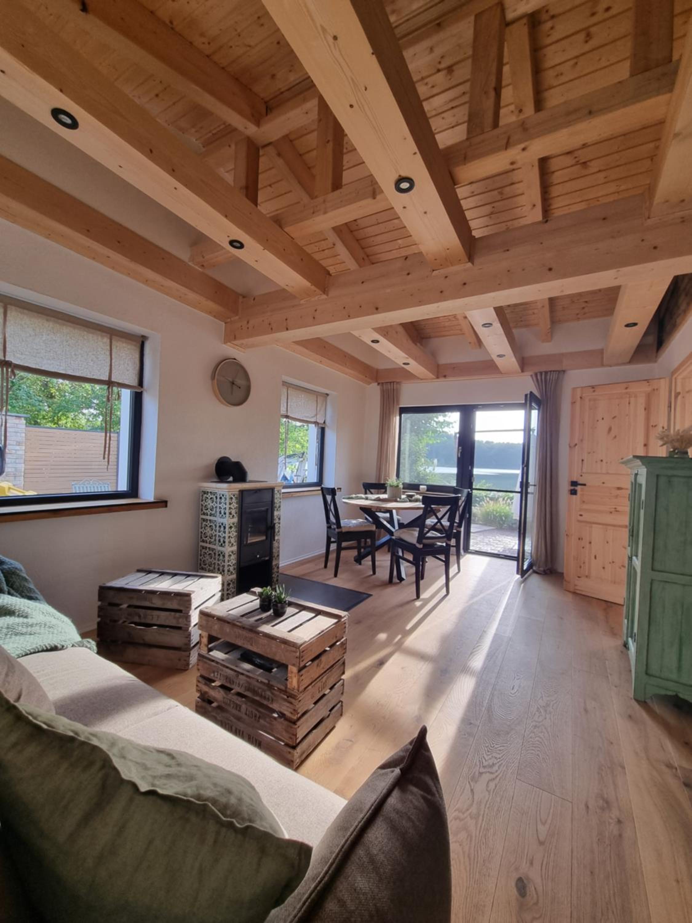 One-Bedroom House photo 1