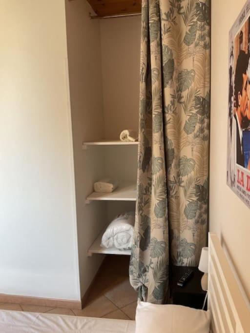 Two-Bedroom House photo 3