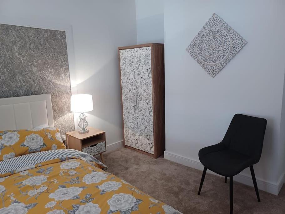 Three-Bedroom House photo 1
