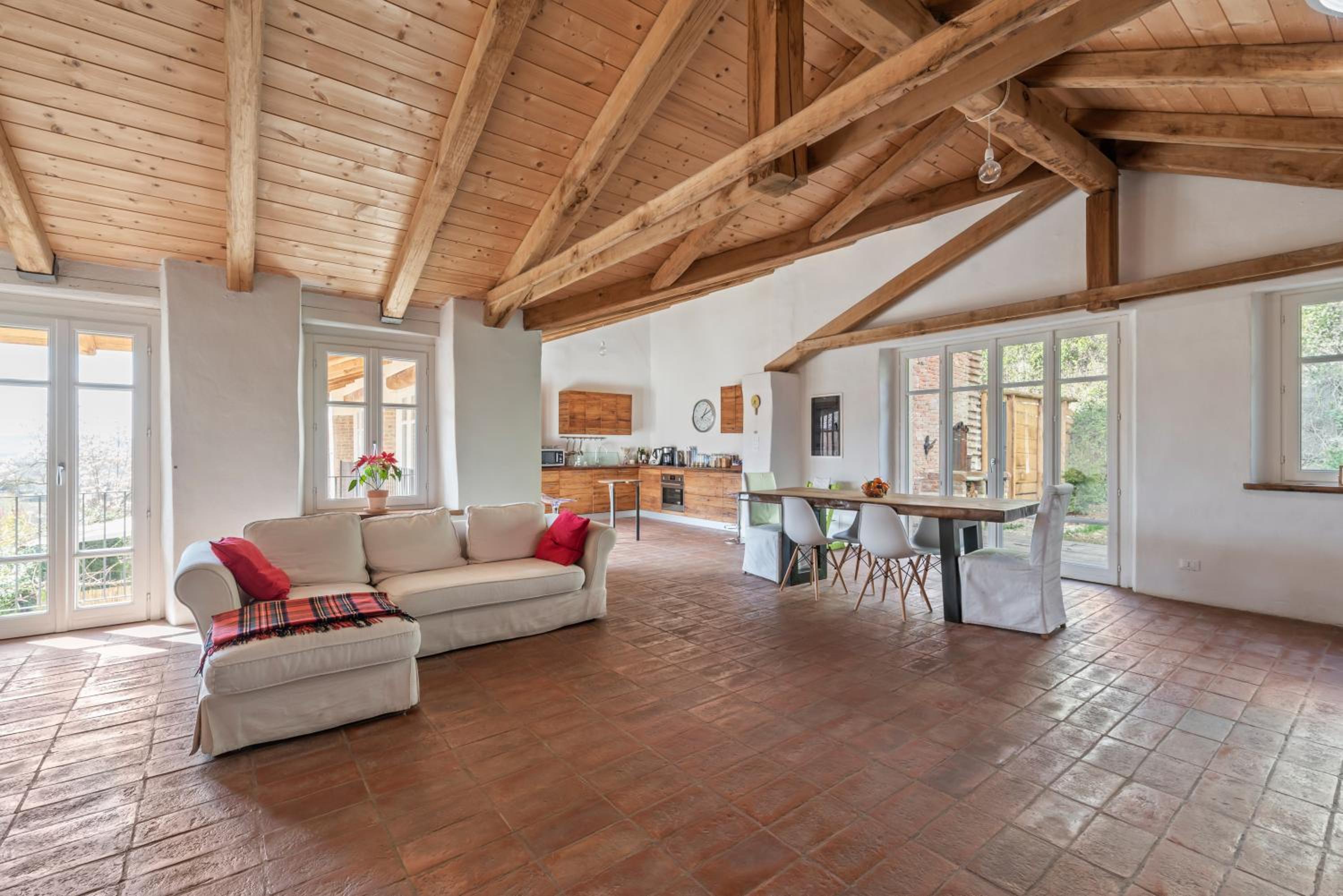 Deluxe Two-Bedroom Apartment with Garden View photo 1
