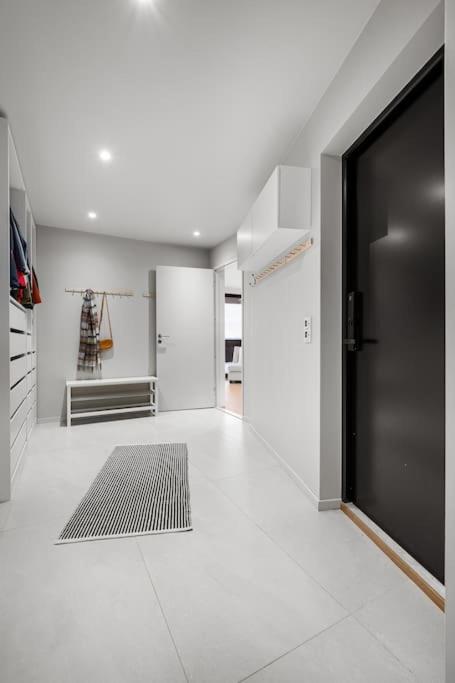 Three-Bedroom Villa photo 1