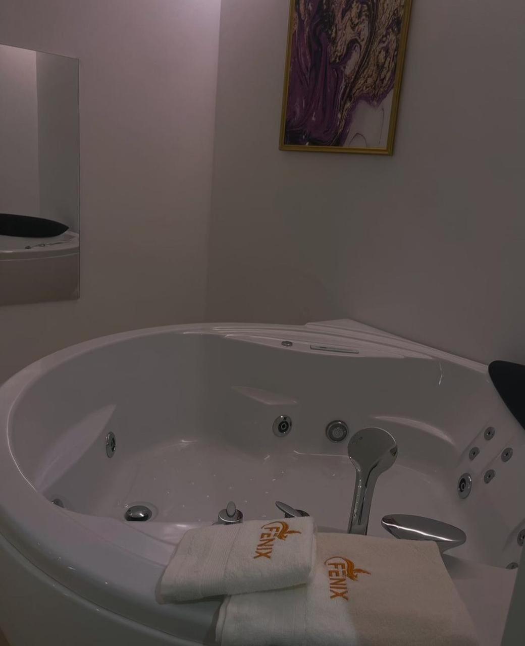Deluxe Suite photo 2
