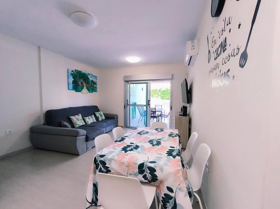 Two-Bedroom Apartment photo 3