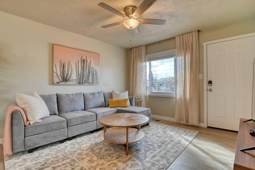 Three-Bedroom House photo 1