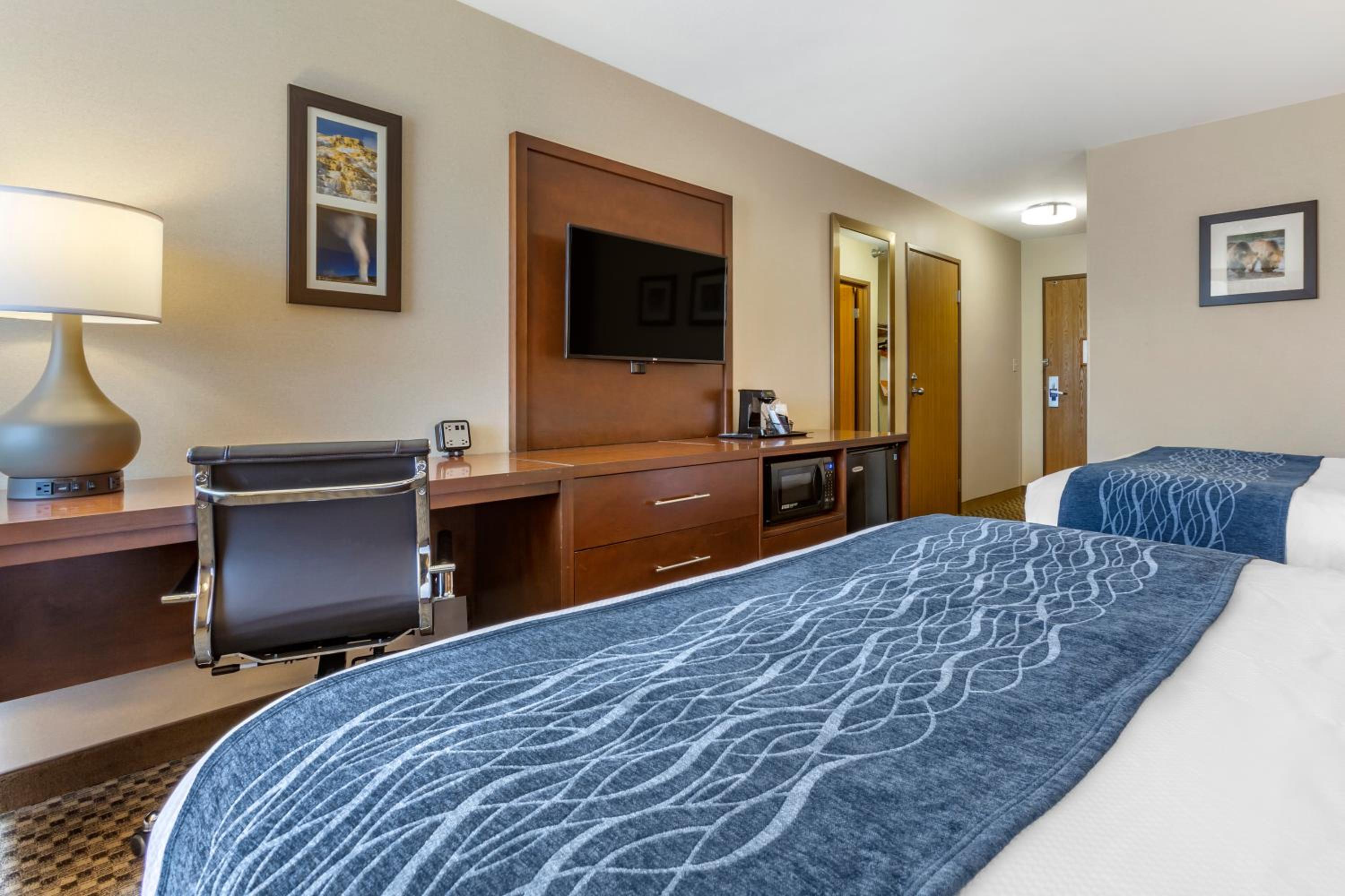 Comfort Inn at Buffalo Bill Village Resort