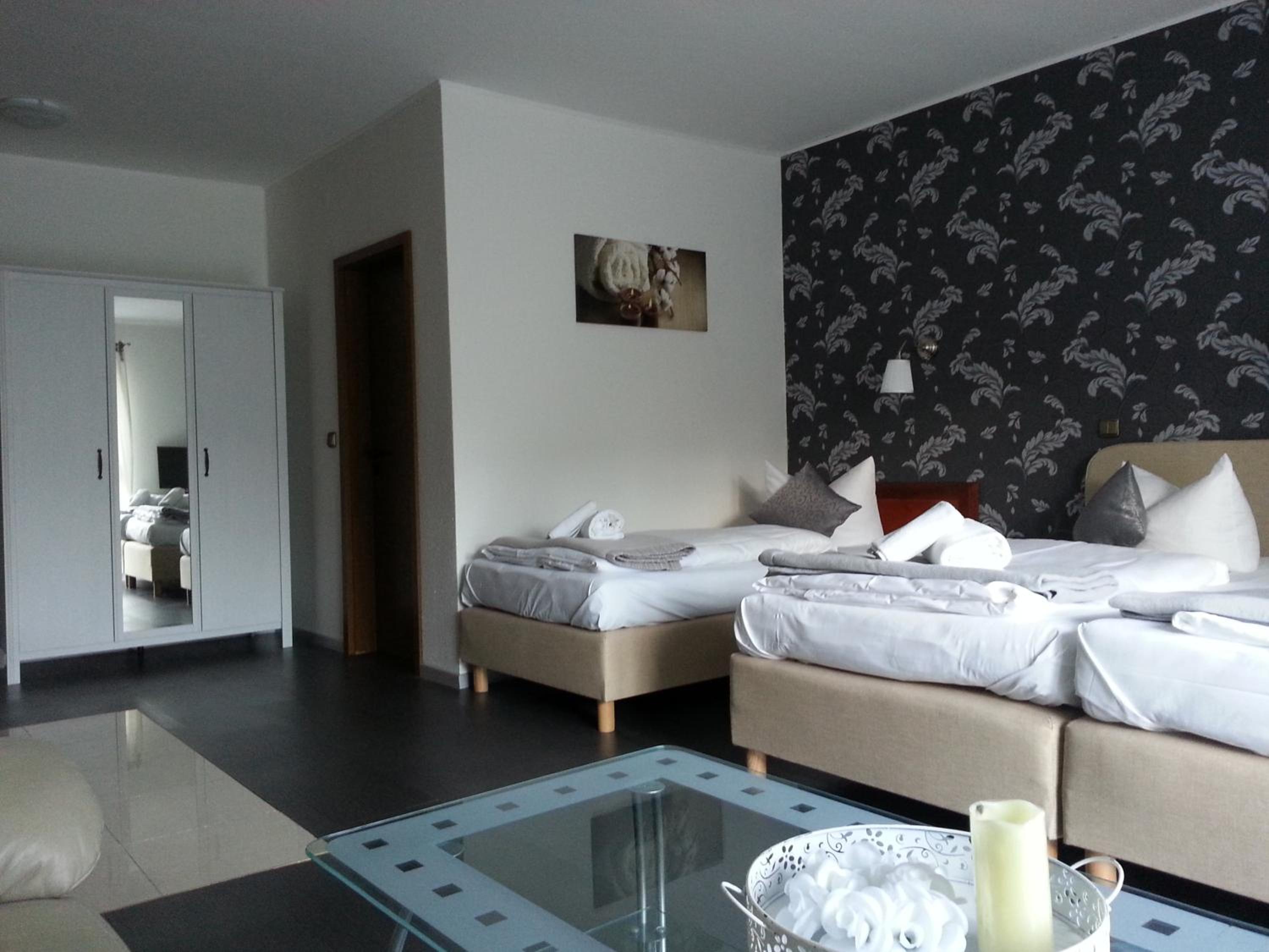 Triple Room with Terrace photo 3