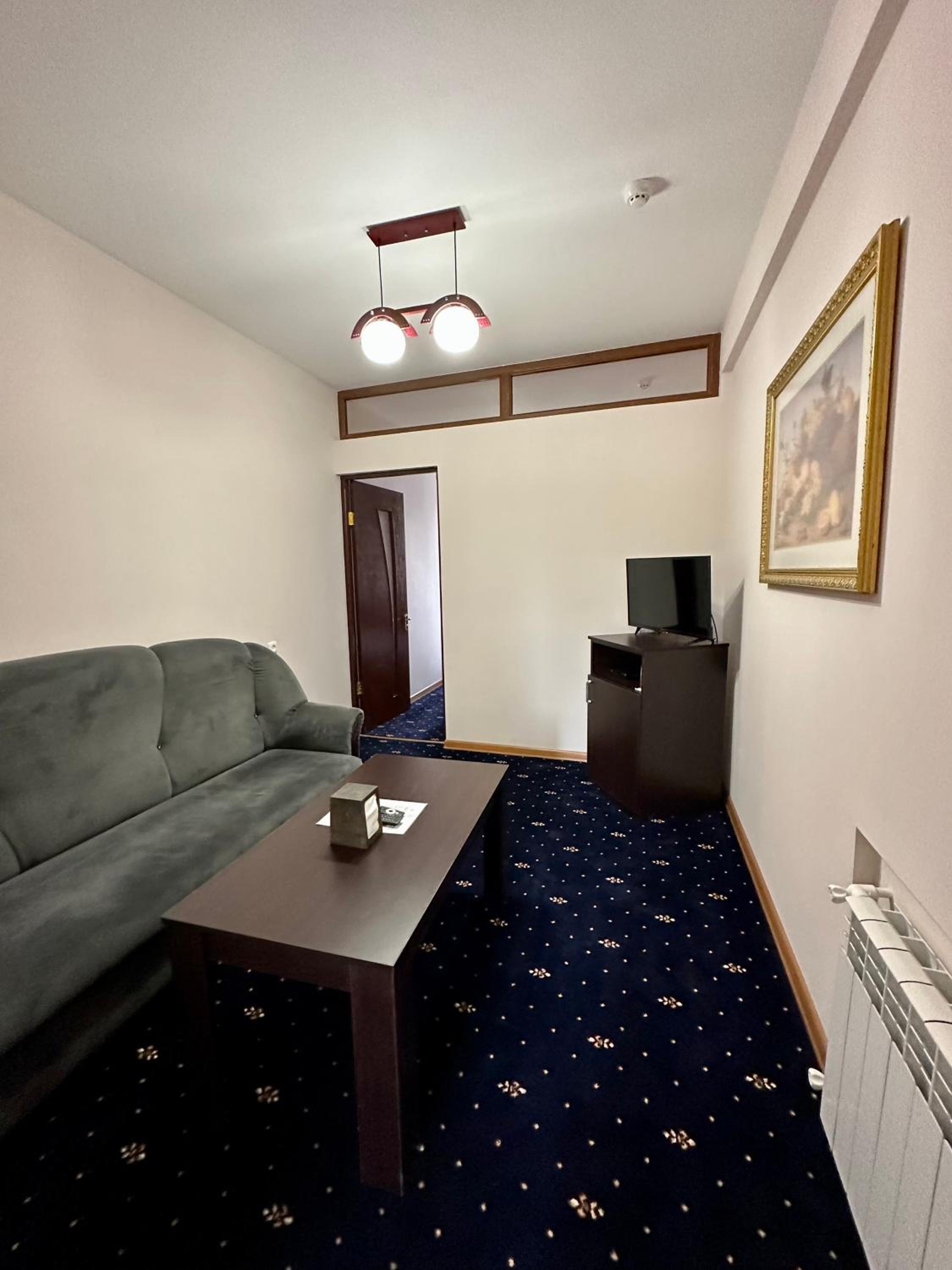 Deluxe Double Room with Balcony photo 3