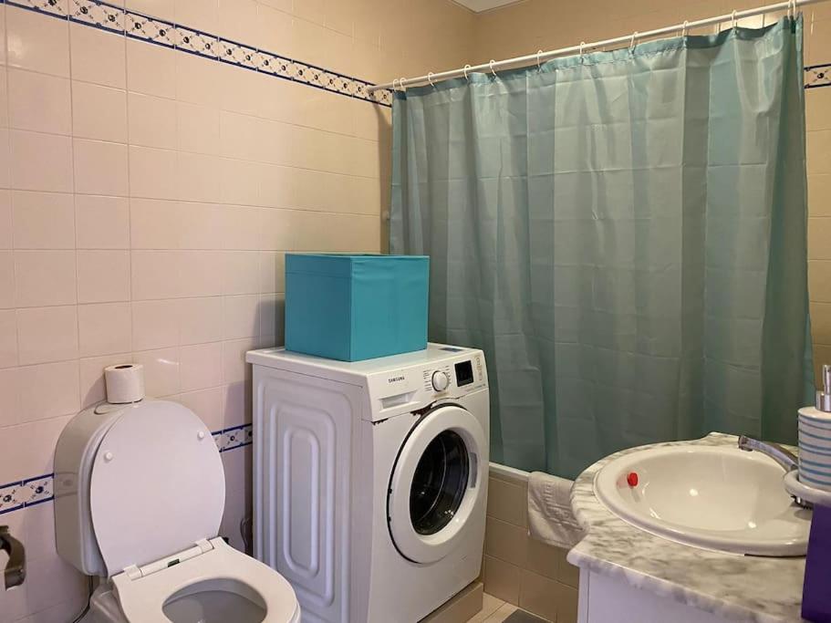 Three-Bedroom Holiday Home  photo 2