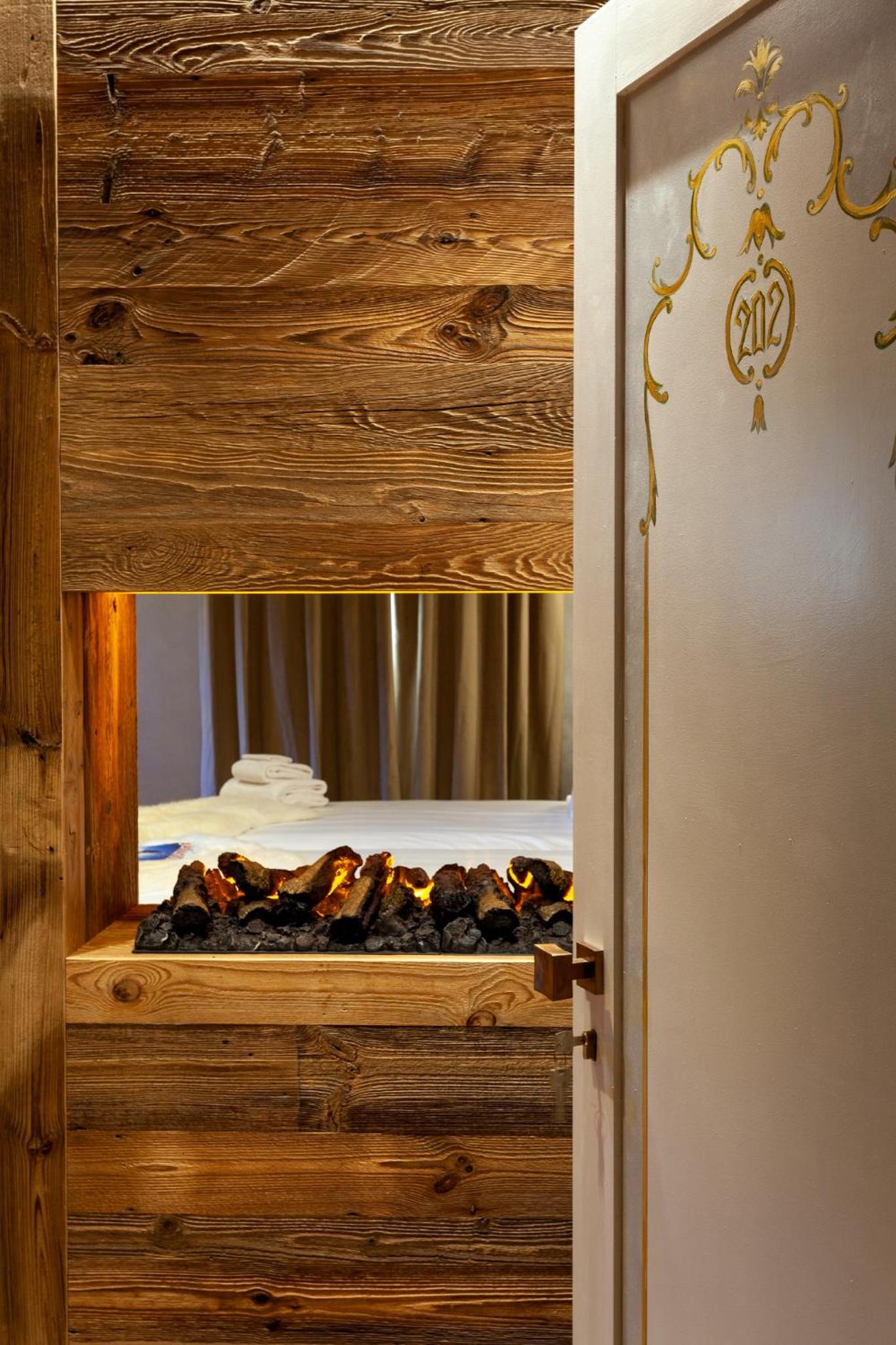 Deluxe Double Room - Photo 2