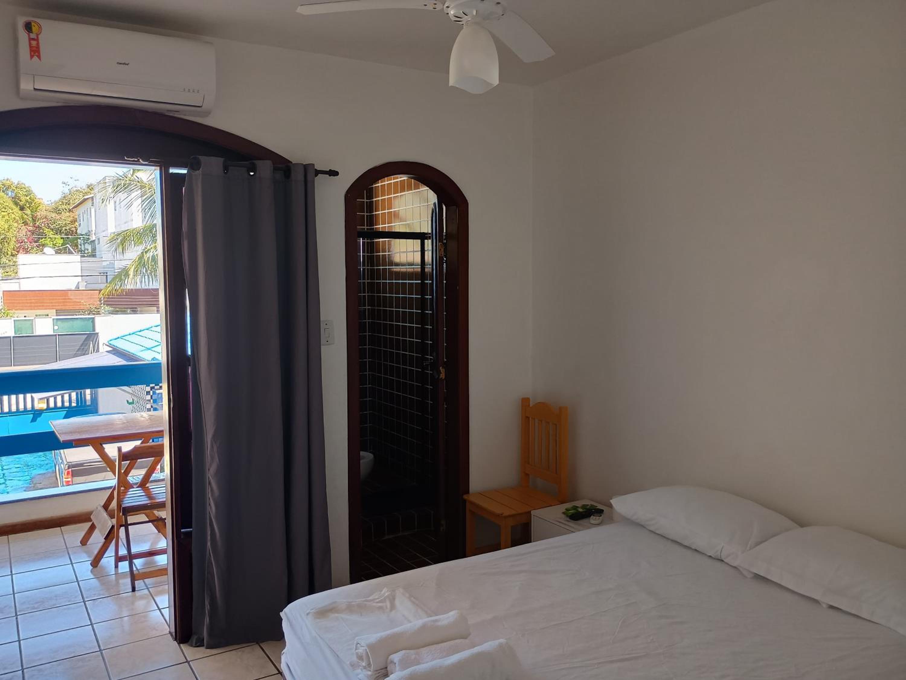 Apartment with Pool View 