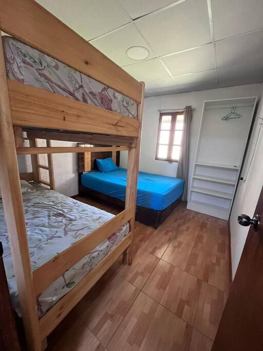 Three-Bedroom Vacation Home  photo 1